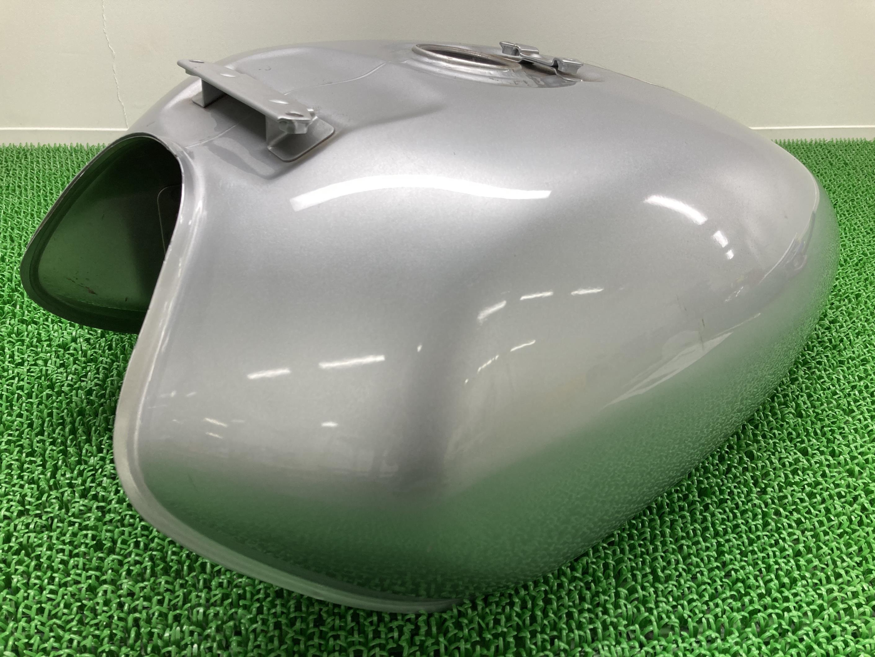 X-4 タンク 銀 ホンダ 純正 バイク 部品 SC38 X4 ノーマルガソリンタンク コンディション良好 車検 Genuine 【中古】 85