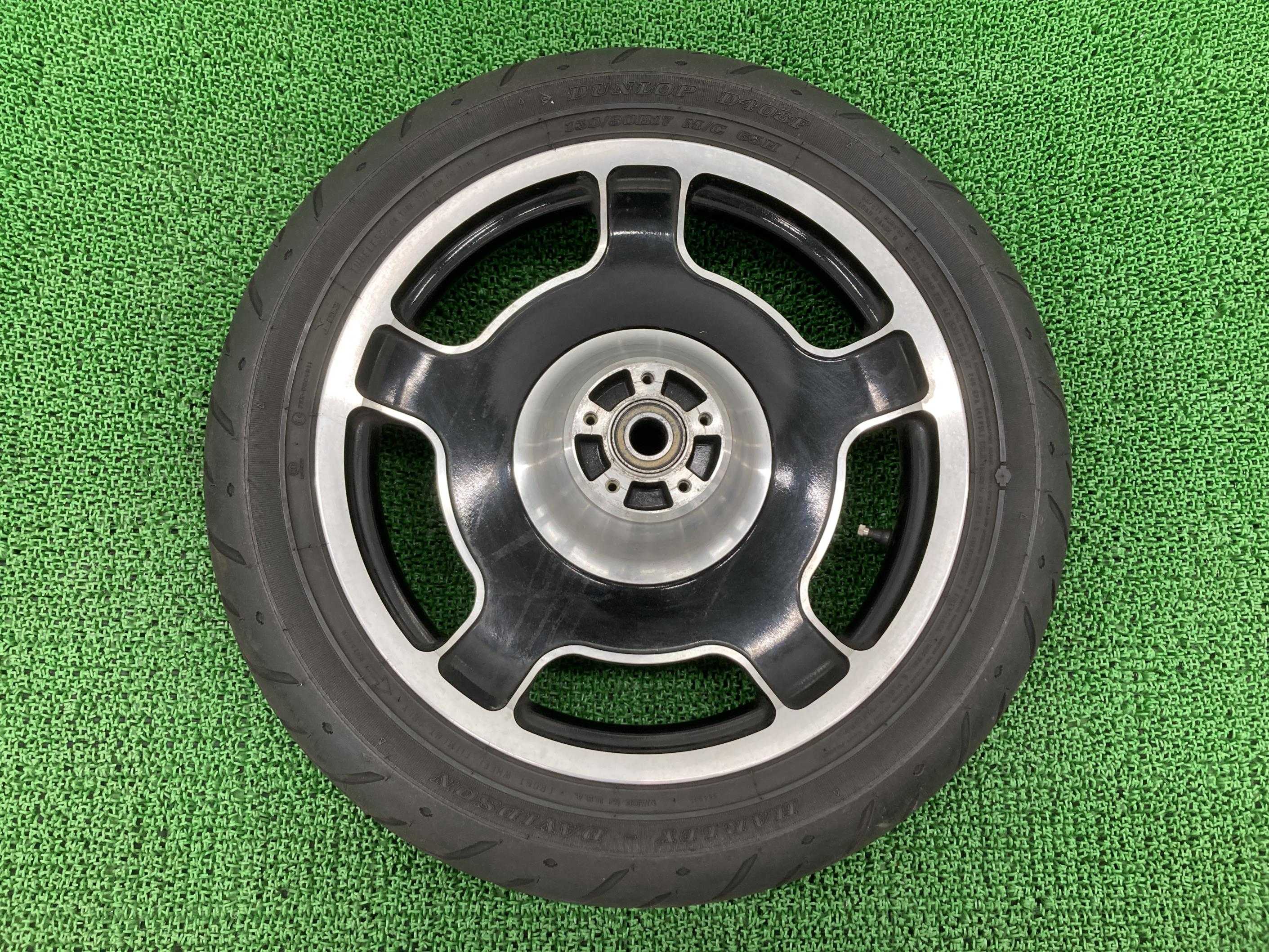 FLHX1580フロントホイールハーレー純正バイク部品ツーリングストリートグライド17ｘ3.00ペイント素材に曲がり無し車検Genuine【中古】 41