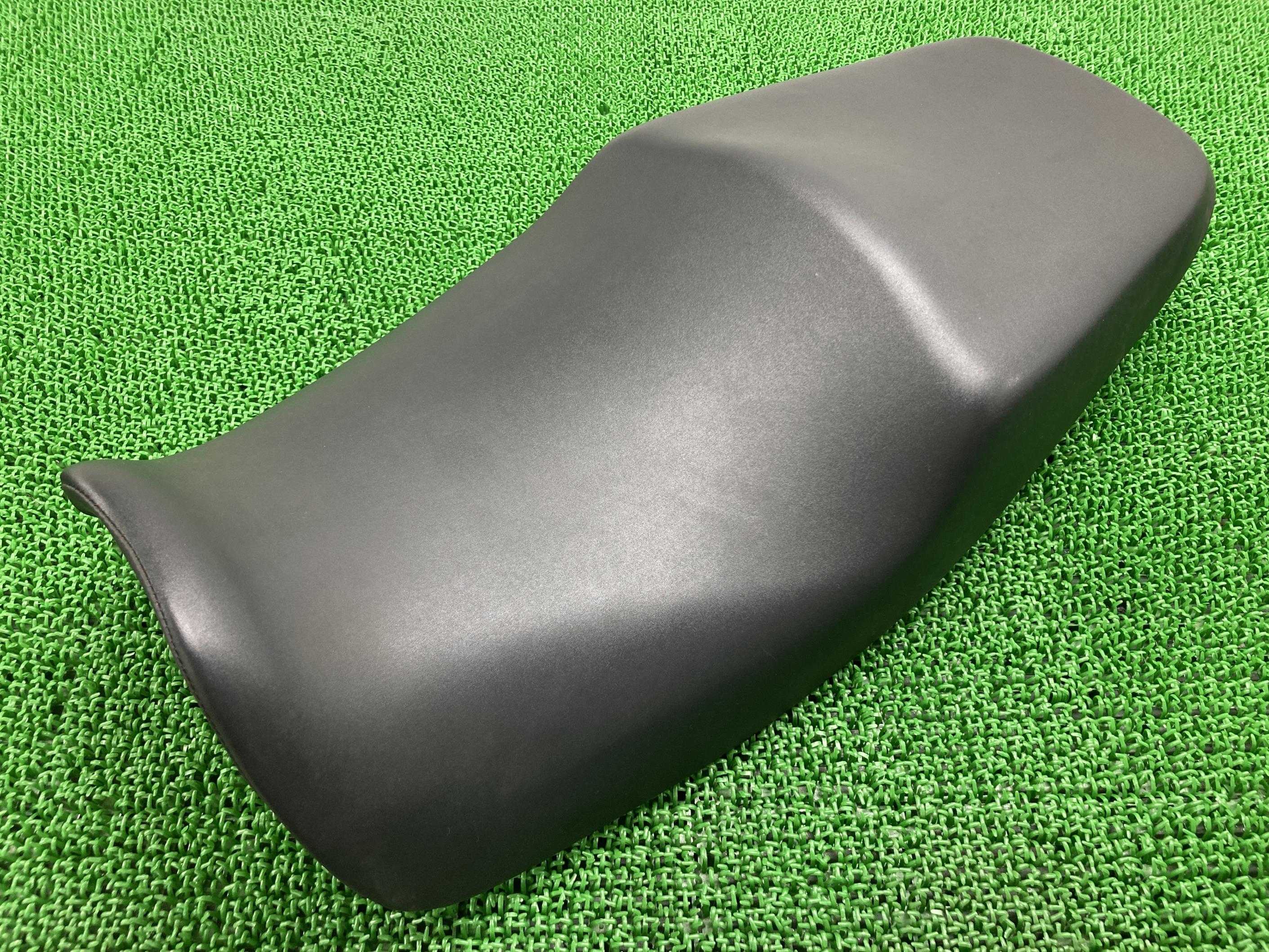 CB400SF シート ホンダ 純正 バイク 部品 NC42 NC39後期 破れ無し 品薄 希少品 車検 Genuine 【中古】 2