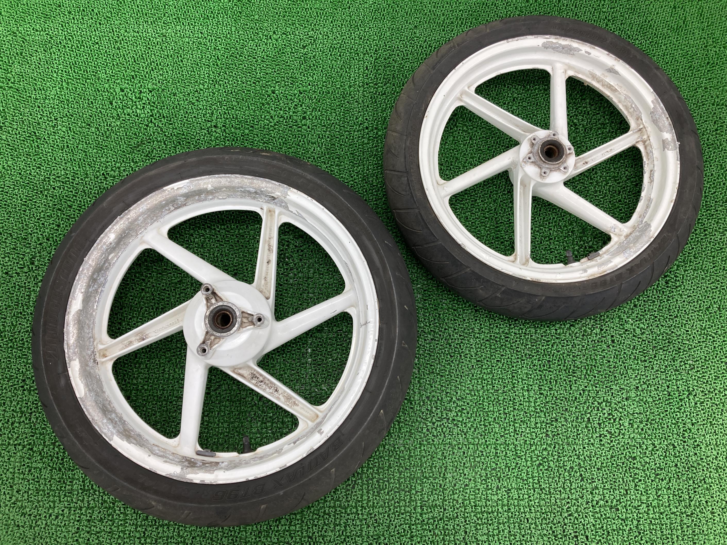 HONDA NSR250R MC18 マグテック リアホイール NSR250R MC18 純正リアホイール後ろホイール マグホイールKV3