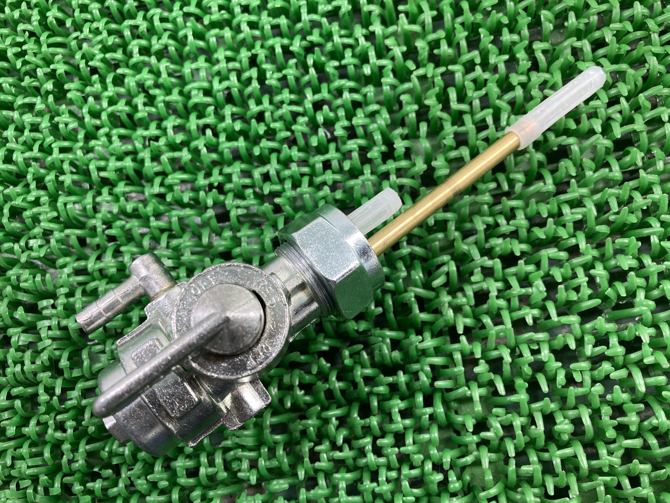 250SSフューエルコックS1F-14***純正バイク部品S1FMachIマッハ1燃料コックガソリンコックノーマルタイプ車検Genuine【中古】 19