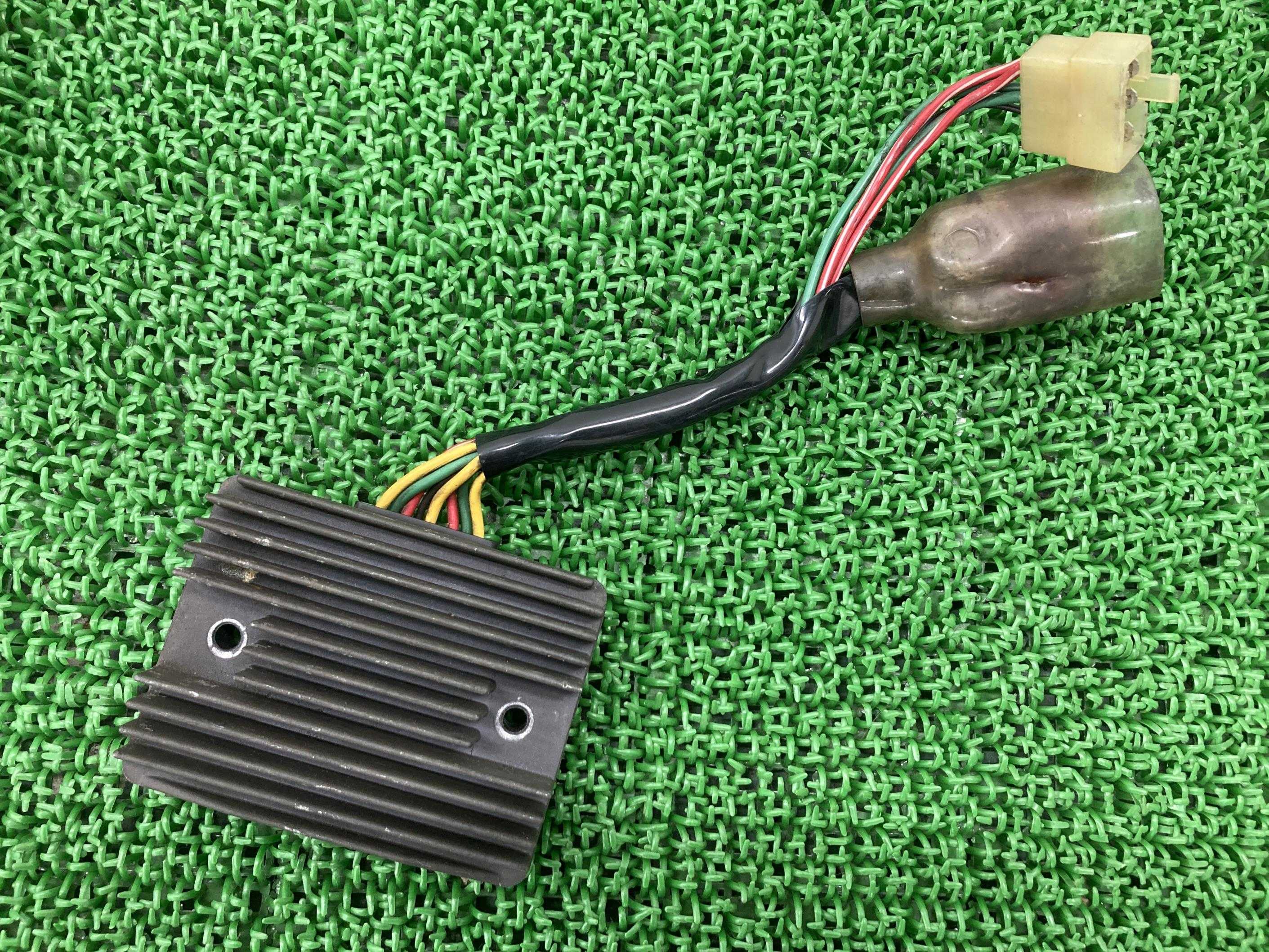 VFR800 レギュレター ホンダ 純正 バイク 部品 RC46 レギュレター レクチファイヤー 機能的問題なし 車検 Genuine 【中古】 22