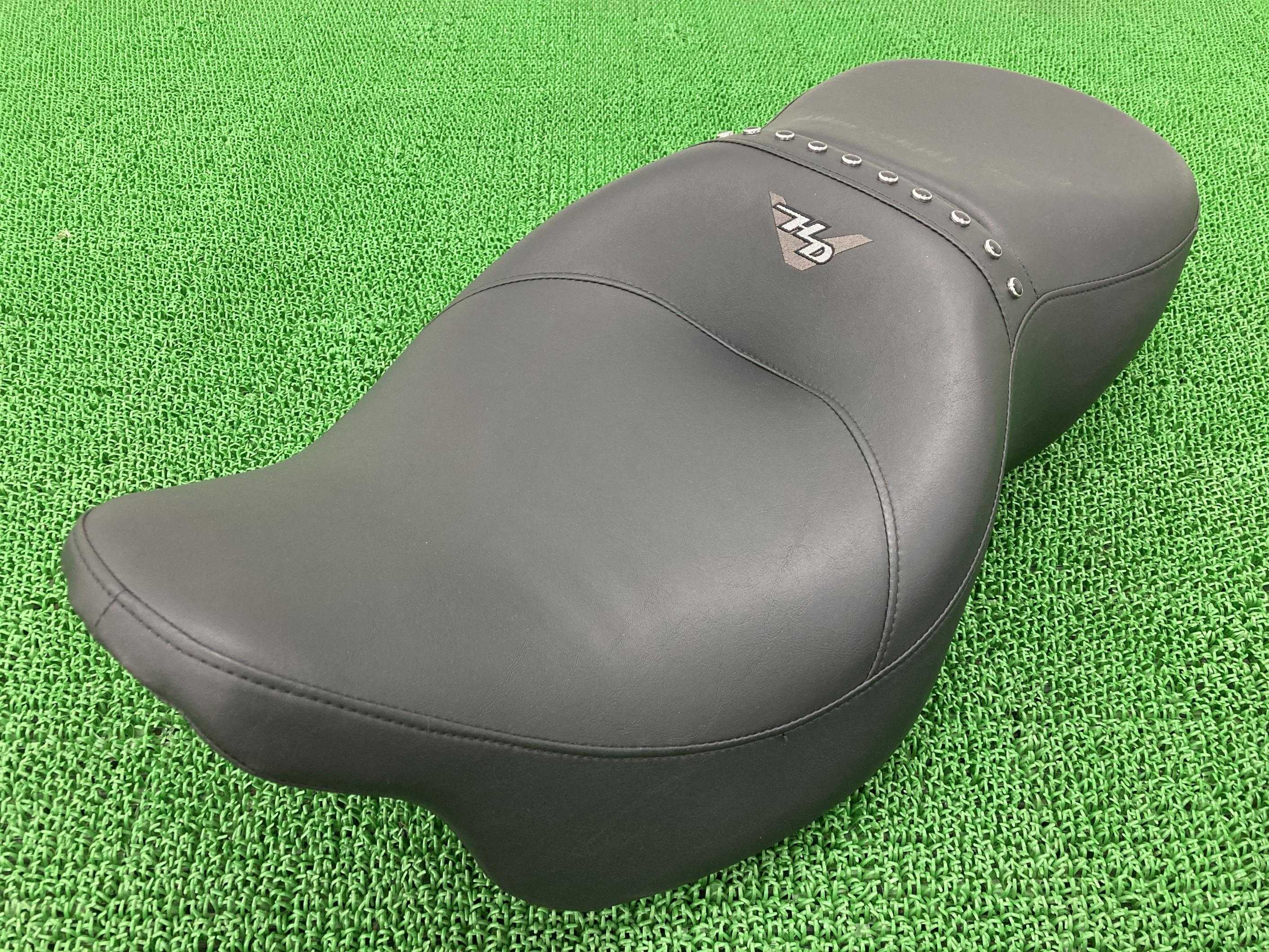 FLHR1580 シート ハーレー 純正 バイク 部品 ツーリング 08年ロードキング コンディション良好 破れ無し 車検 Genuine 【中古】 91