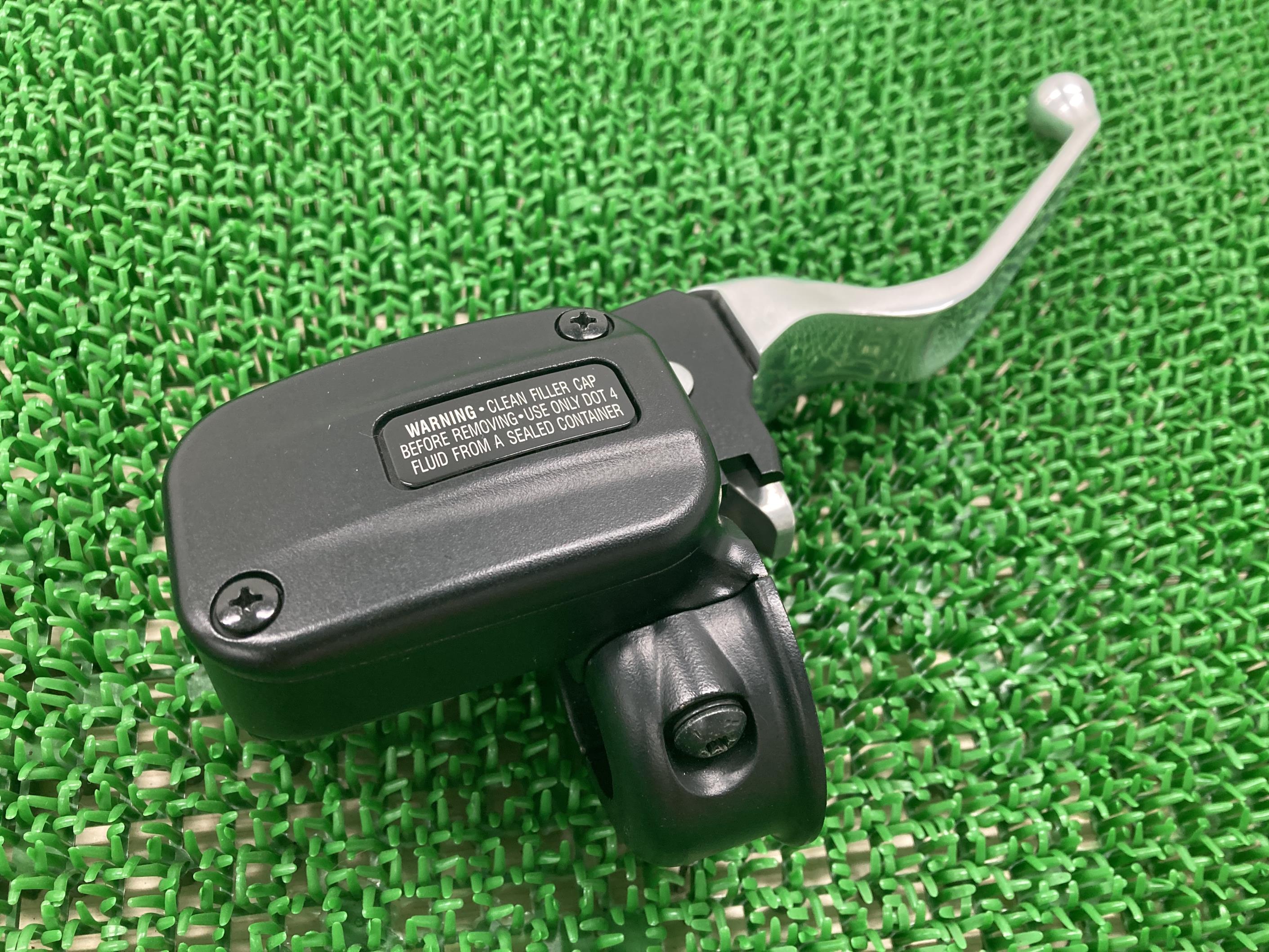 FXSB1580フロントブレーキマスターハーレー純正バイク部品ブレーキレバー割れ欠け無しFXSB1690ソフテイルブレイクアウト車検Genuine【中古】 45｜ティーエスパーツ　店 13,350円