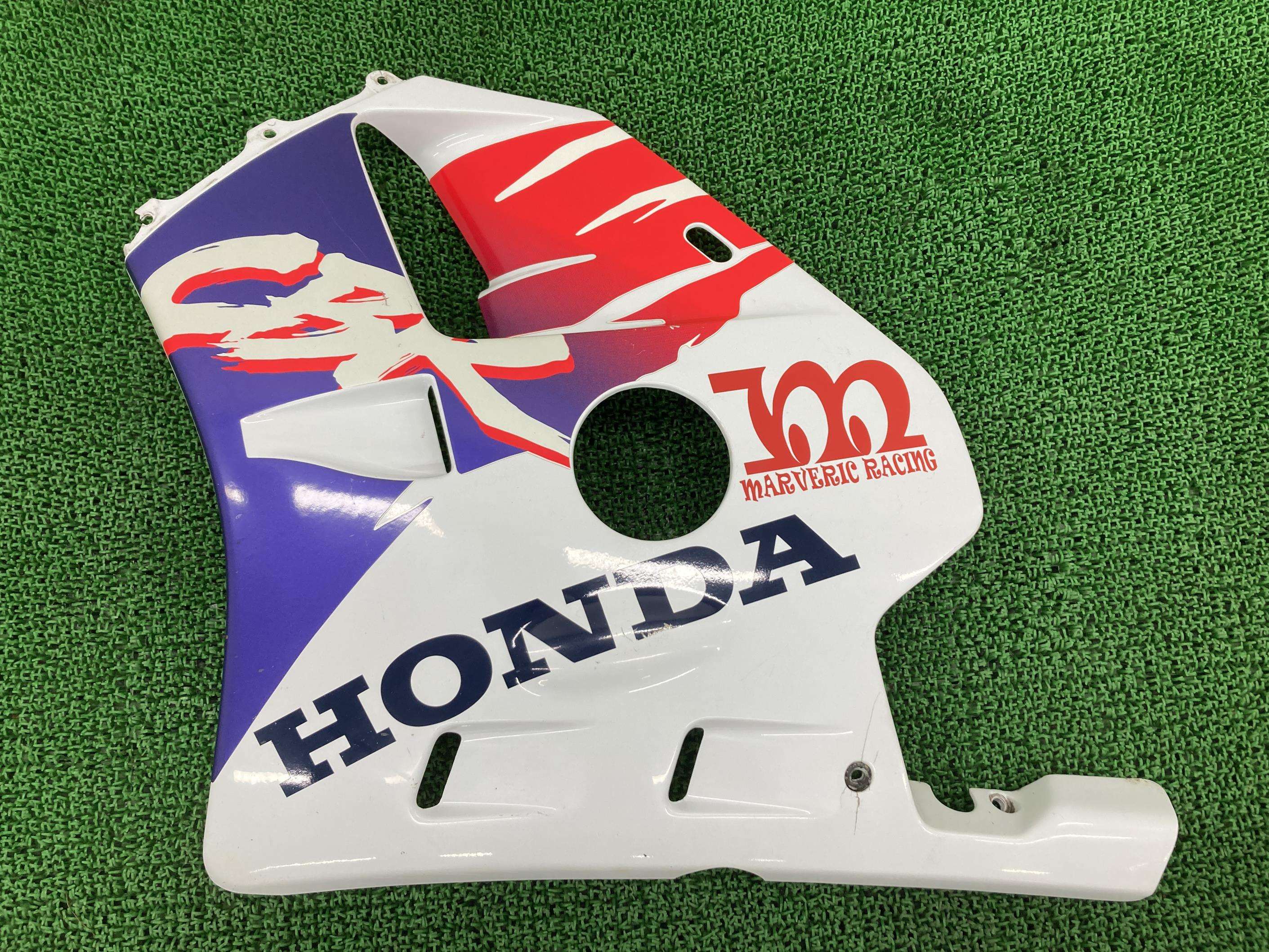 CBR250RR サイドカウル 左 白 ホンダ 純正 バイク 部品 MC22 修復素材やカスタム素材に コケキズ無し 品薄 希少品 車検 Genuine 【中古】 13