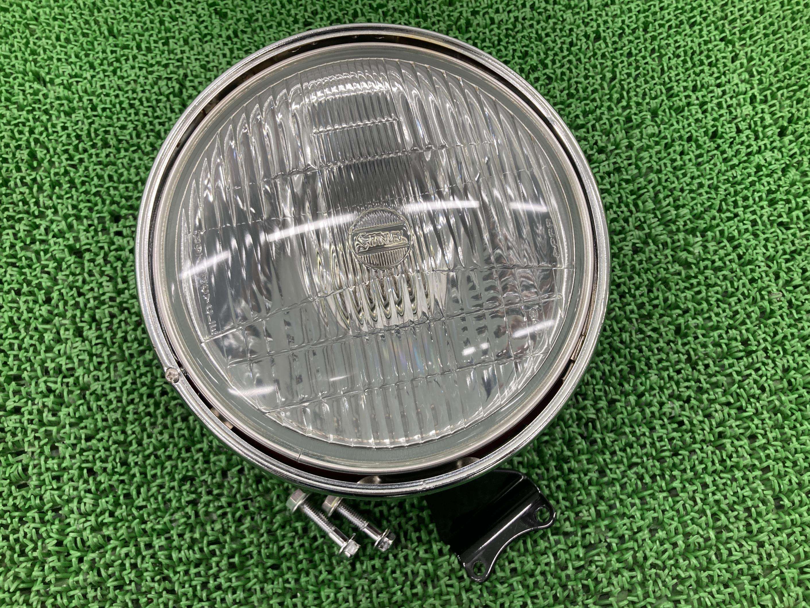 W650 ヘッドライト 赤M カワサキ 純正 バイク 部品 EJ650A ケース ステー 割れ欠け無し 品薄 車検 Genuine 【中古】 67