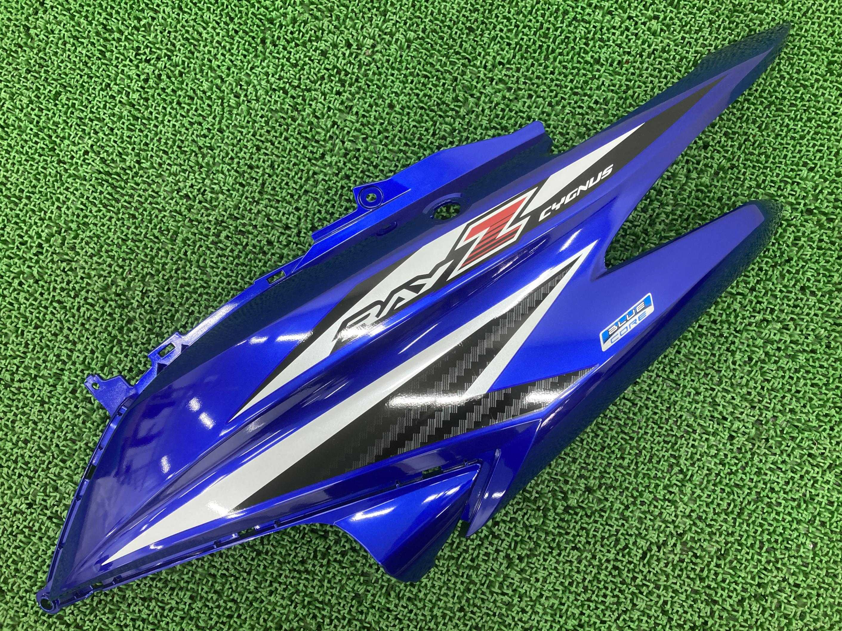 シグナスRAY-Z シートカウル 左 青M ヤマハ 純正 バイク 部品 CYGNUS レイズィー 極上品 ハイクオリティ 車検 Genuine 【中古】 19 9,216円