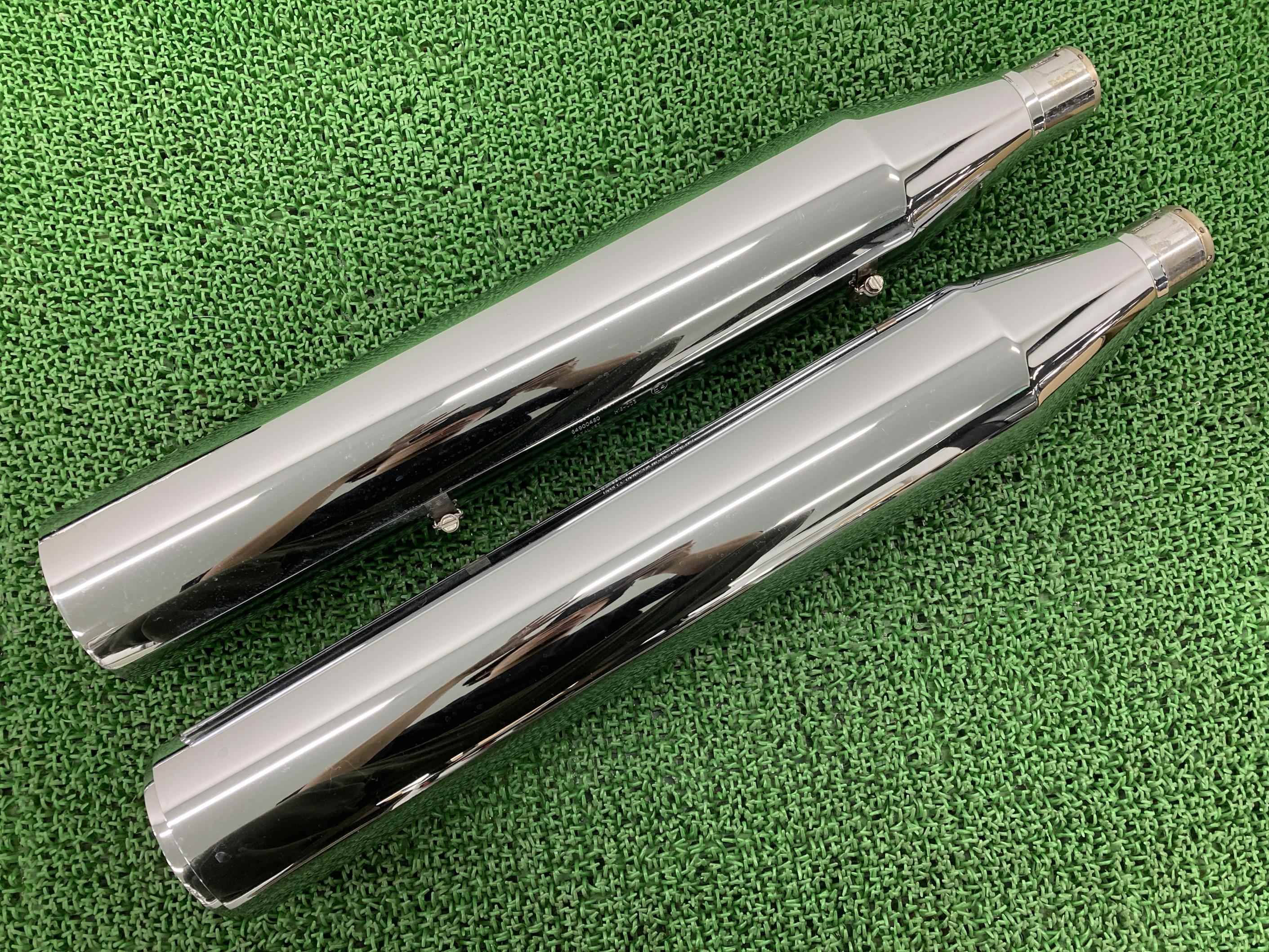 FLFBS1870 サイレンサーマフラー ハーレー 純正 バイク 部品 ソフテイル ファットボーイ114 コンディション良好 コケキズ無し 車検 Genuine 【中古】 97