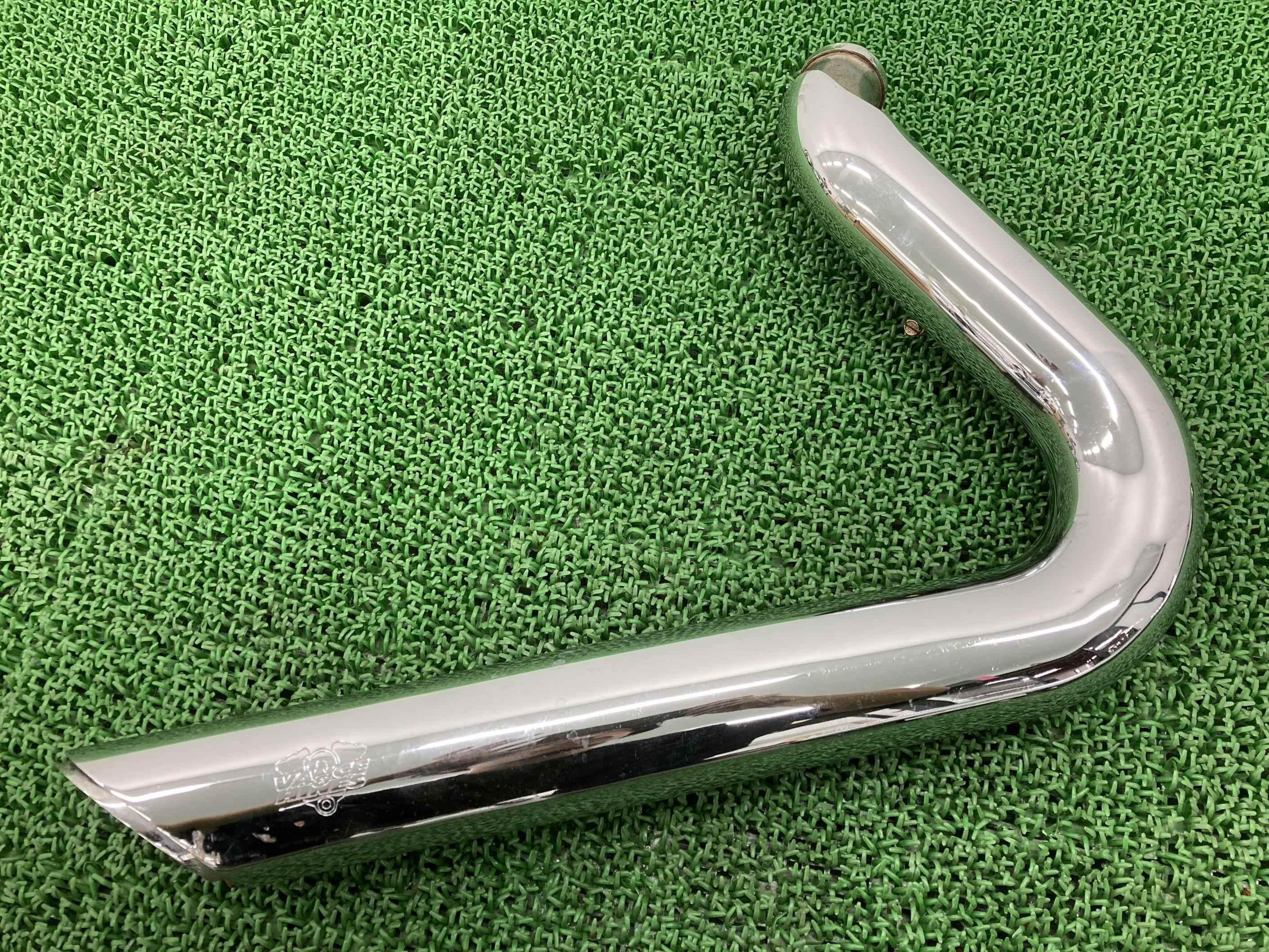 バンス＆ハインズ製ソフテイルマフラー後側社外バイク部品Vance&Hinesハーレー12-17年ショートショットクローム凹み無し【中古】 79