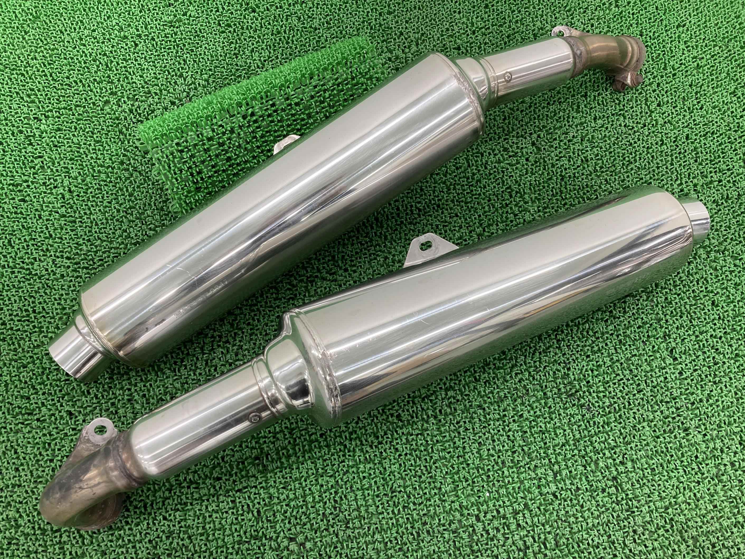 VTR1000F サイレンサーマフラー 左右 ホンダ 純正 バイク 部品 SC36 ファイアーストーム 逆車 カスタム素材に 凹み無し 車検 Genuine 【中古】 65