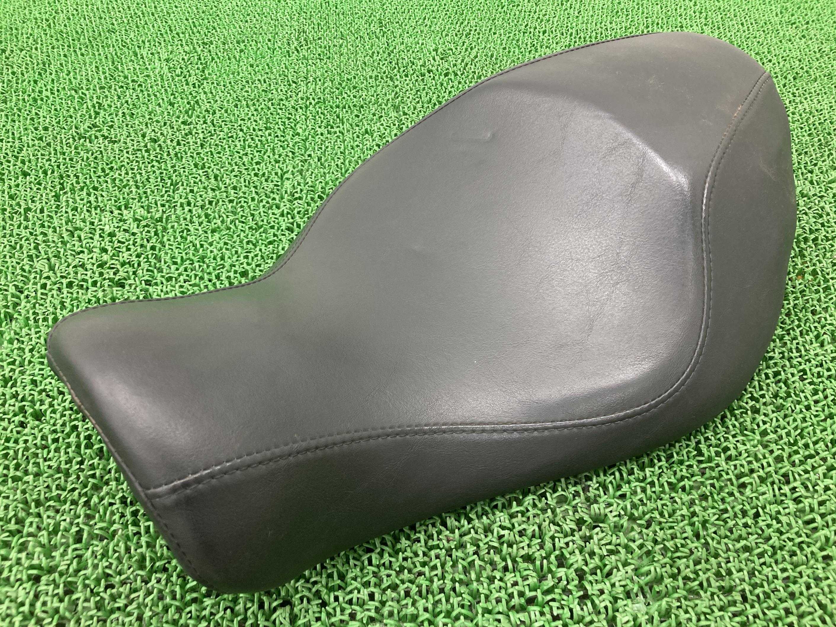 XL883Lシートハーレー純正バイク部品スポーツスター883ローソロシート破れ無しノーマルシート車検Genuine【中古】 8