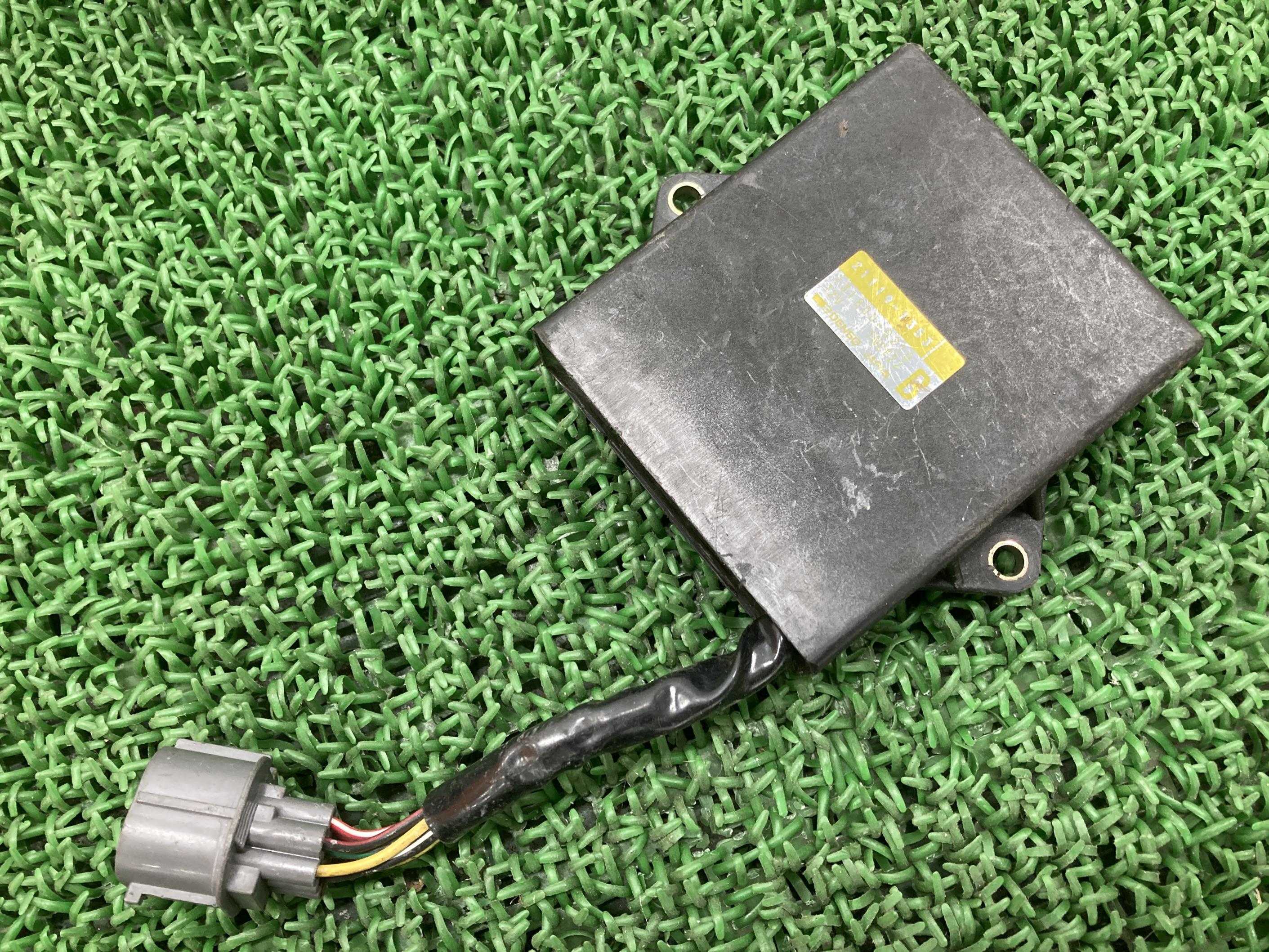 エストレヤ イグナイター カワサキ 純正 バイク 部品 BJ250A エストレア CDI コントロールユニット 品薄 車検 Genuine 【中古】 82