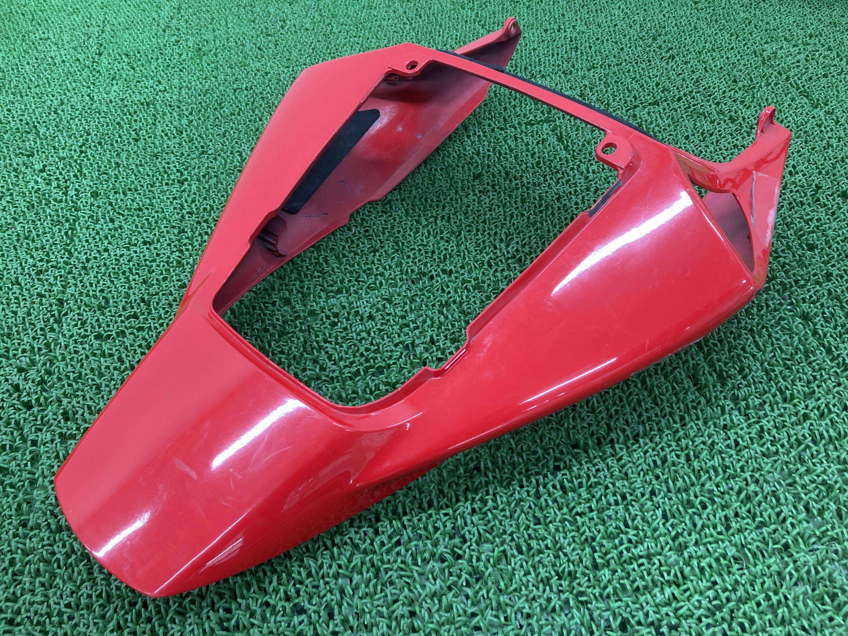 CBR1000RR テールカウル 赤 ホンダ 純正 バイク 部品 SC57 割れ欠け無し 品薄 希少品 安心のノーマル 車検 Genuine 【中古】 49