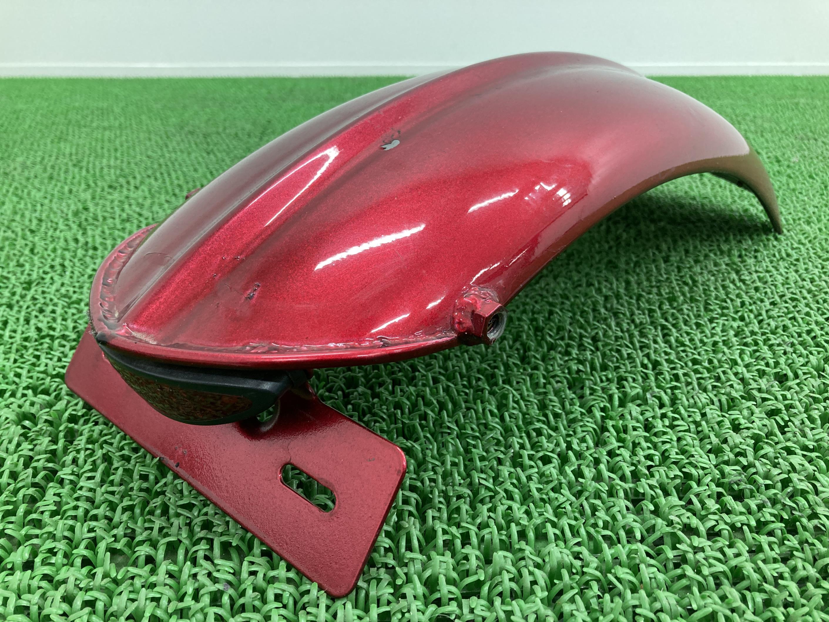 SR400リアフェンダー赤M社外バイク部品1JRRH01JRH03Jスチールテールランプクラシックフェンダー【中古】 32