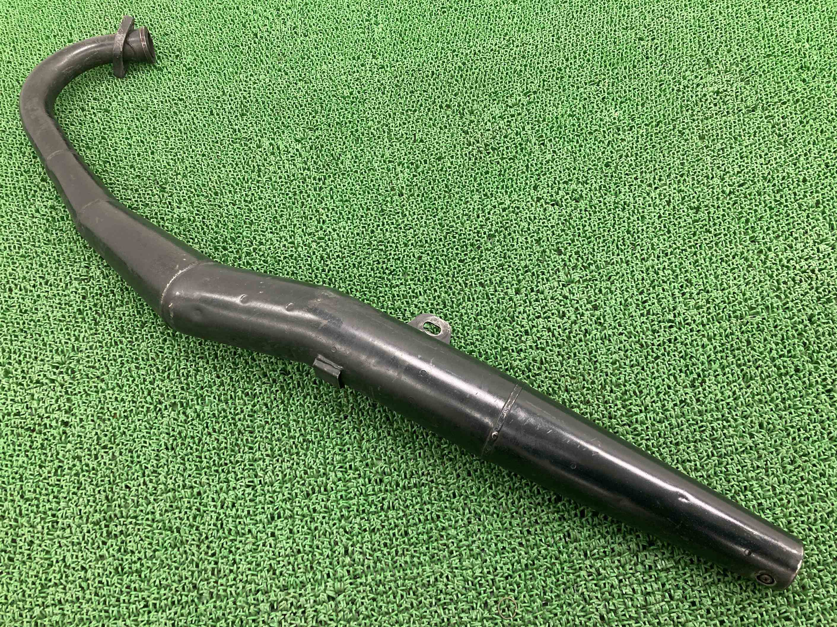 RZ350 チャンバーマフラー 左 4U0 ヤマハ 純正 バイク 部品 当時物 機能的問題なし 品薄 希少品 車検 Genuine 【中古】 Yt｜ティーエスパーツ　店