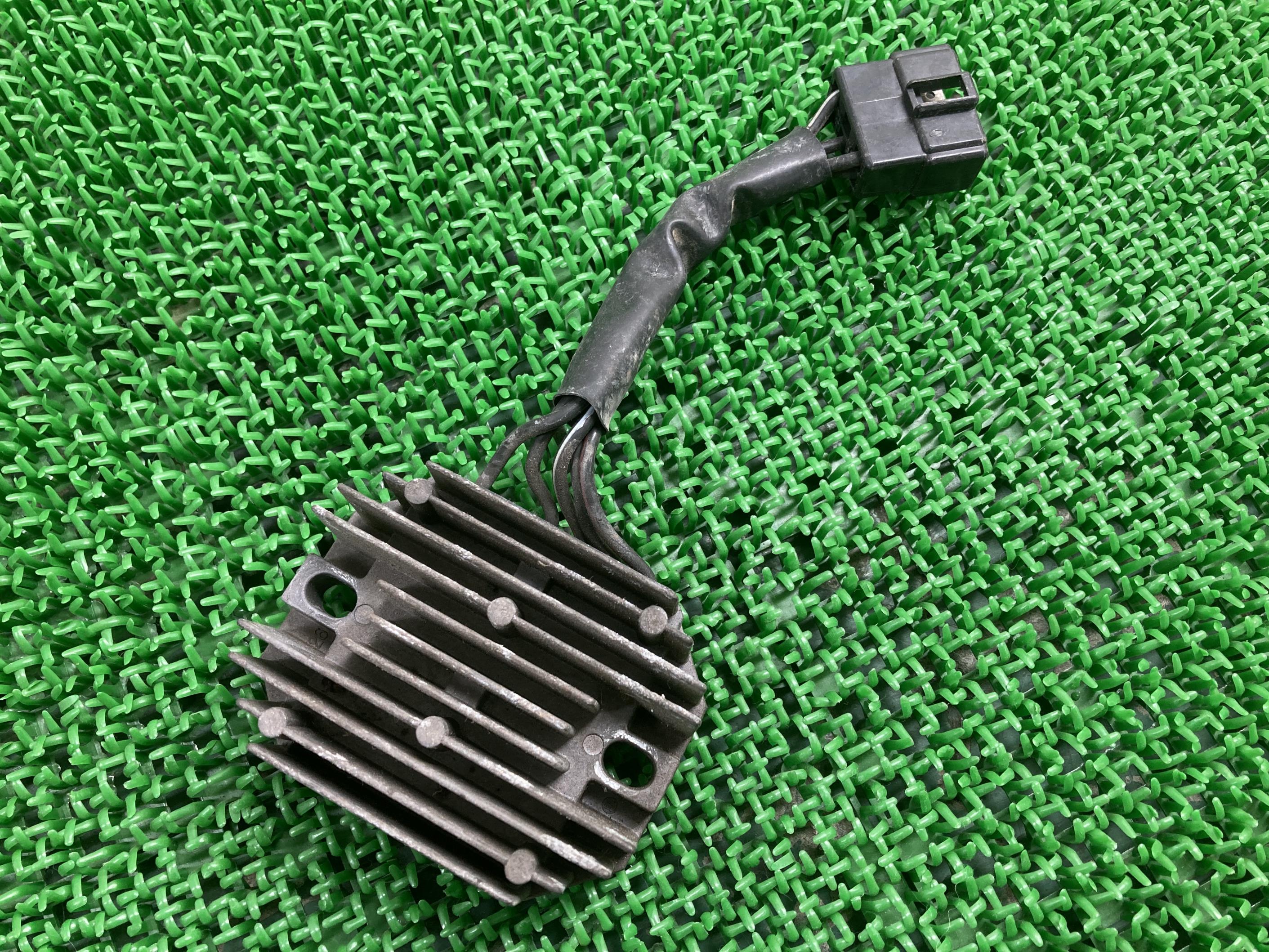 楽天市場】スカイウェイブ650 レギュレター スズキ 純正 バイク 部品