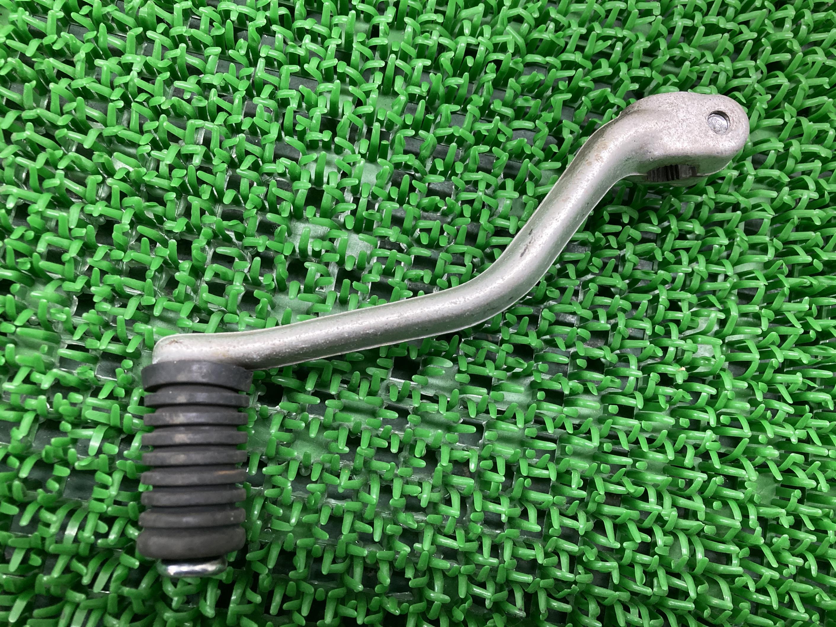 CBR1100XXシフトペダルホンダ純正バイク部品SC35スーパーブラックバードチェンジペダル曲がり無し希少品品薄車検Genuine【中古】 42