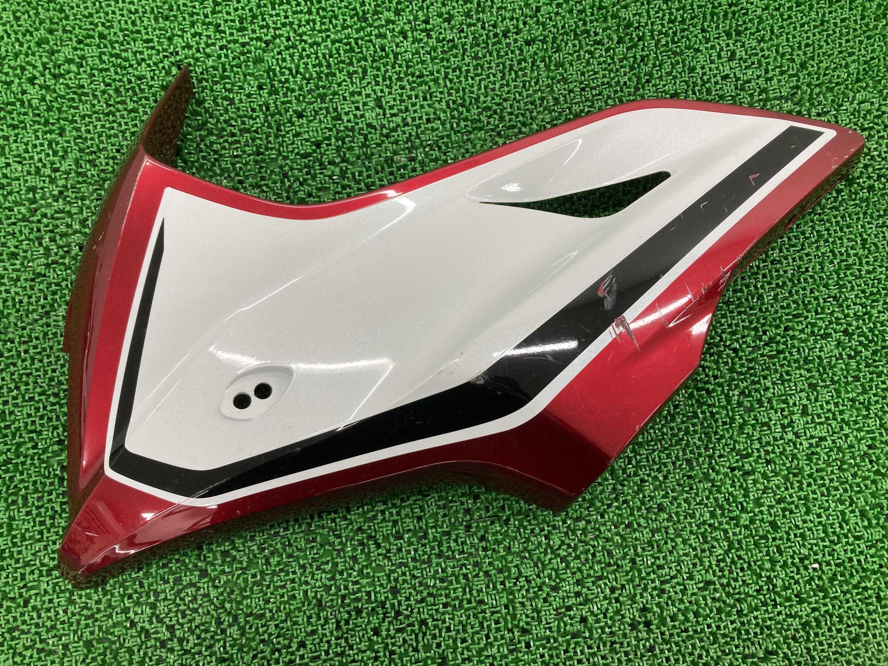 CB1300SB アッパーカウル 左 パール/赤M ホンダ 純正 バイク 部品 SC54 スーパーボルドール 後期 復素材に ペイント素材に 車検 Genuine 【中古】 63
