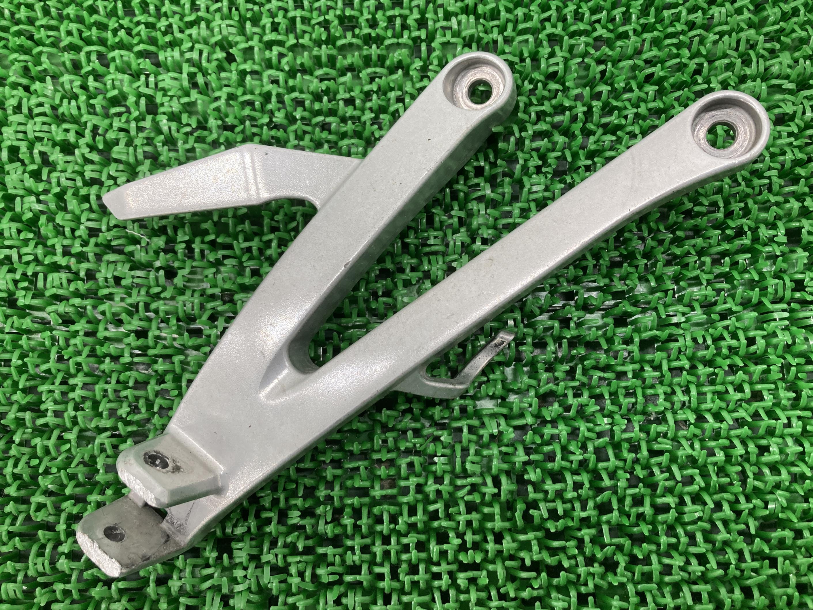 楽天市場】CBR600RR F5 03-04 PC37 前期型 タンデムステップ ブラック