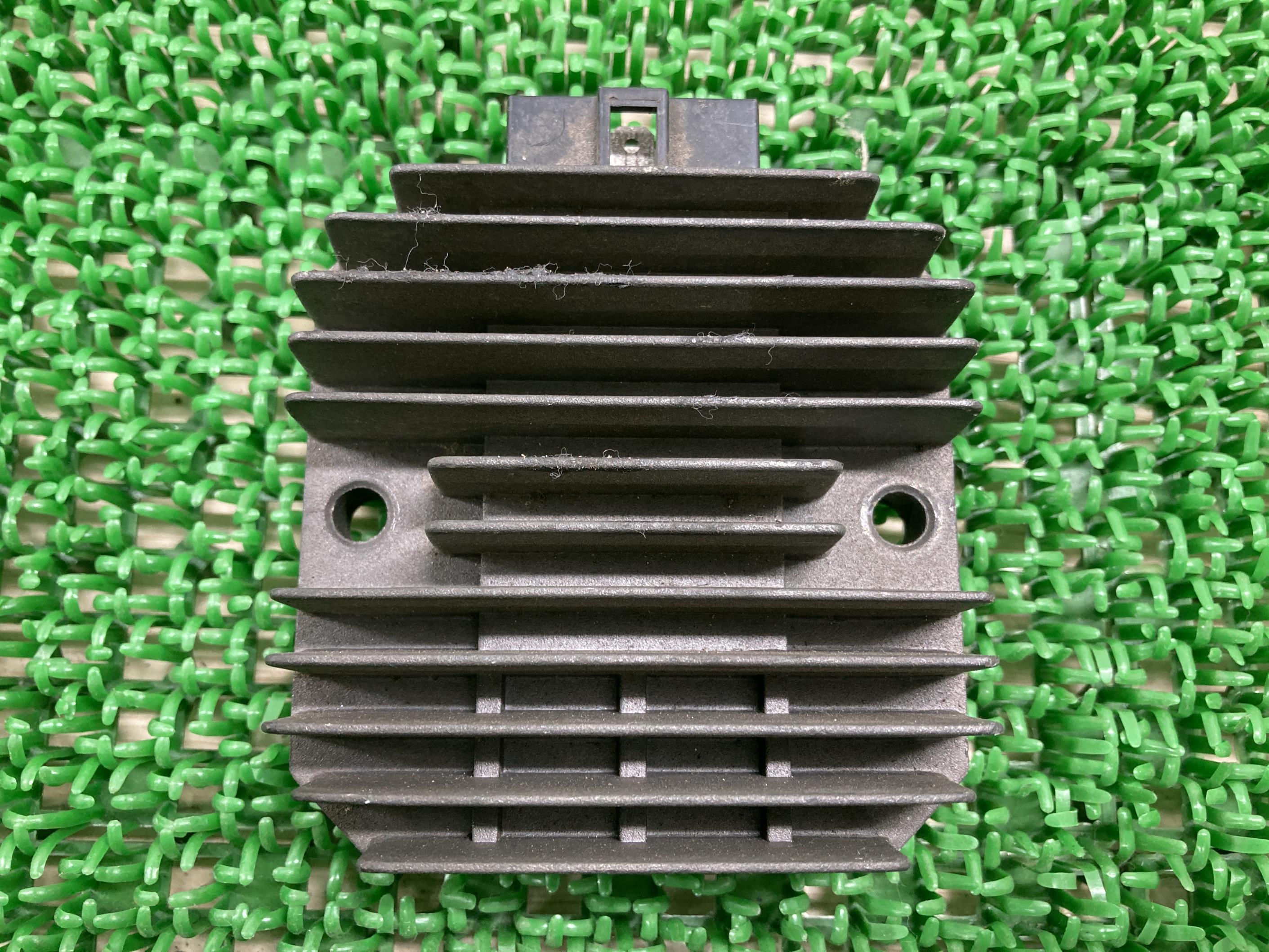 楽天市場】【メール便送料無料】 レギュレーター カワサキ ZZR400