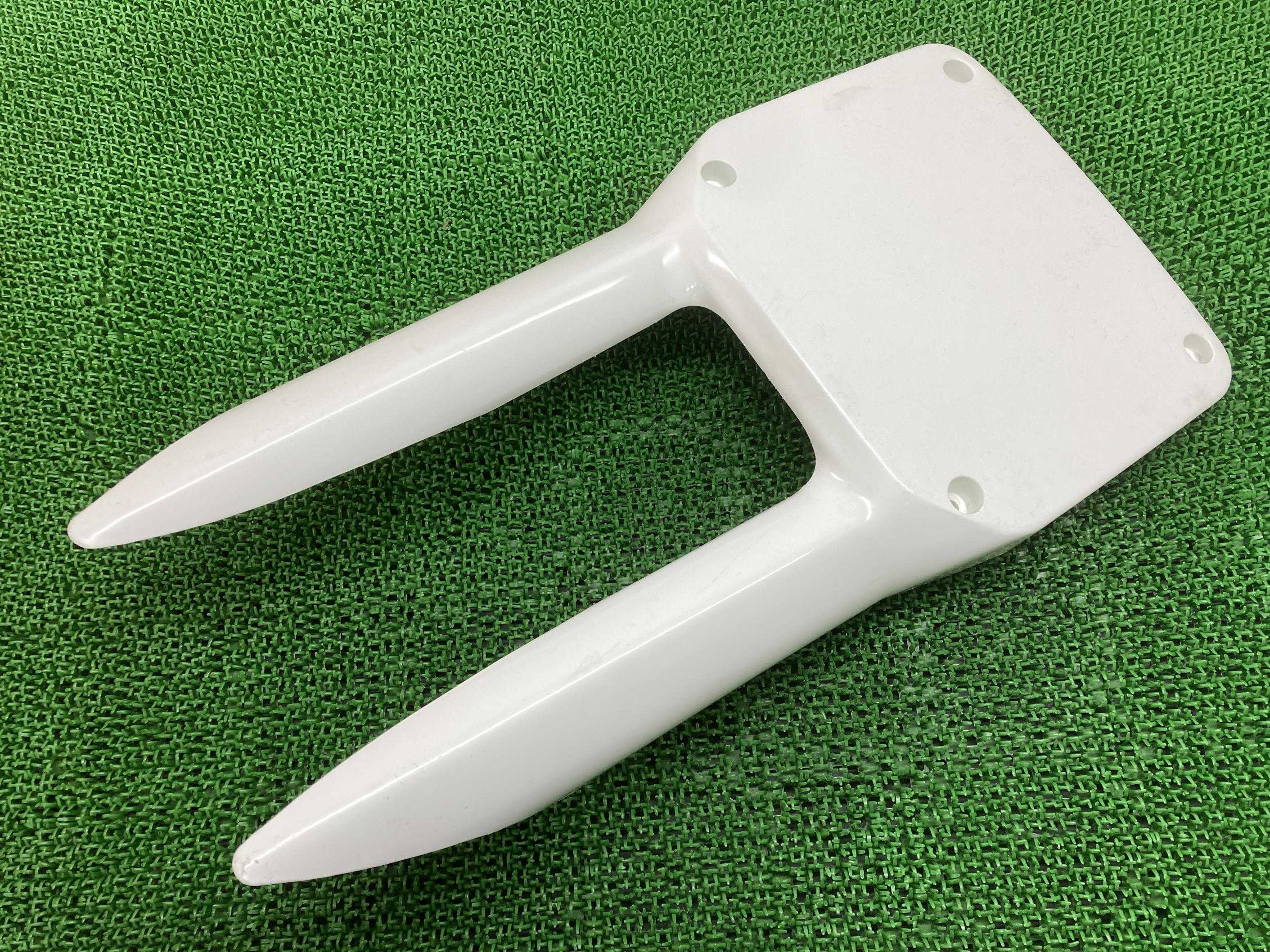 RM125 ゼッケンプレート 白 スズキ 純正 バイク 部品 RF15A フロントフォークガード 割れ欠け無し 品薄 希少品 車検 Genuine 【中古】 Pj｜ティーエスパーツ　店 11,534円