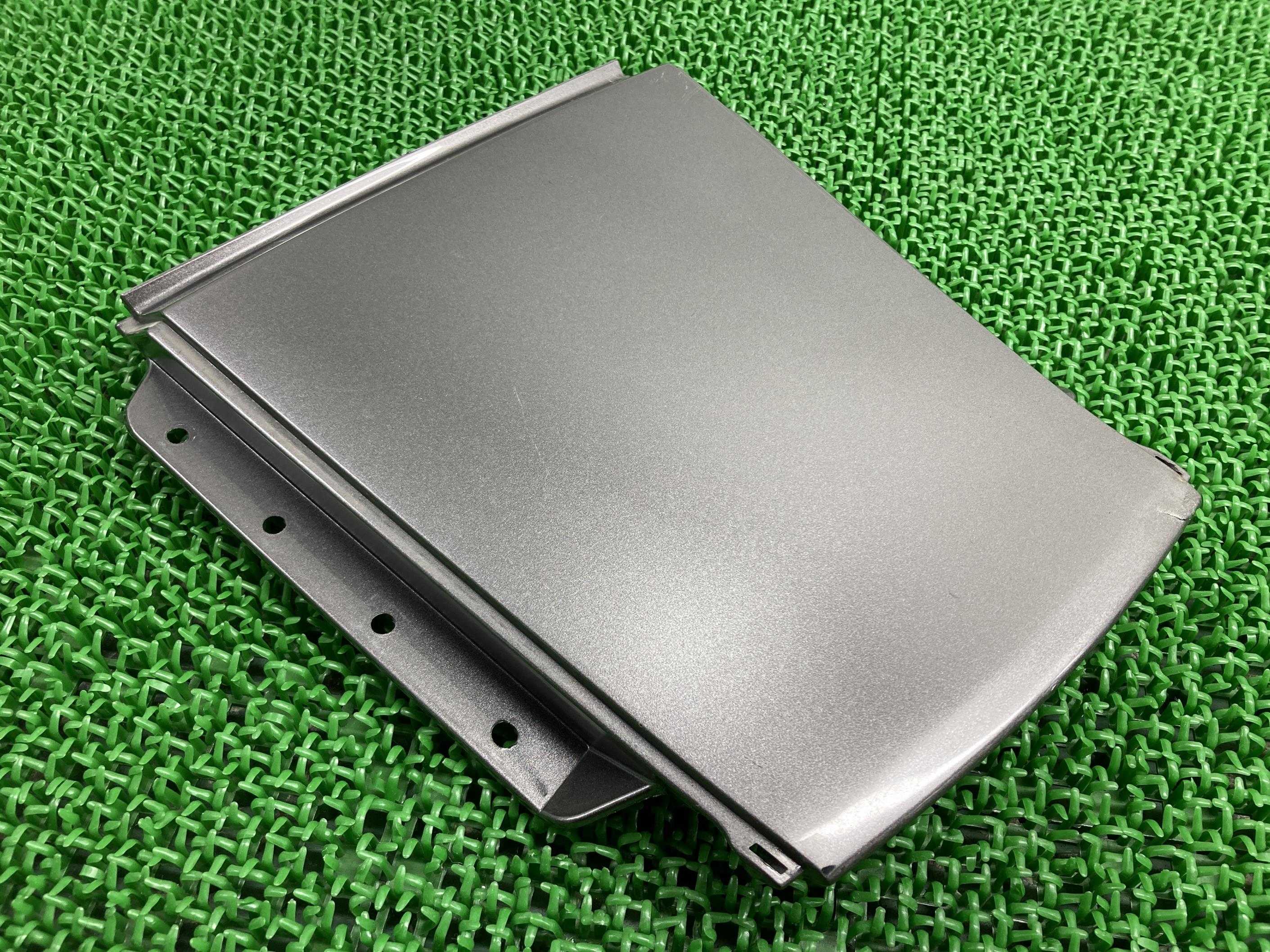 ZRX1200ダエグ テールカウル ガンM 14091-1699 カワサキ 純正 バイク 部品 ZR1200D ZRT20D DAEG テールカバー リアカバー 車検 Genuine 【中古】 Yi｜ティーエスパーツ　店