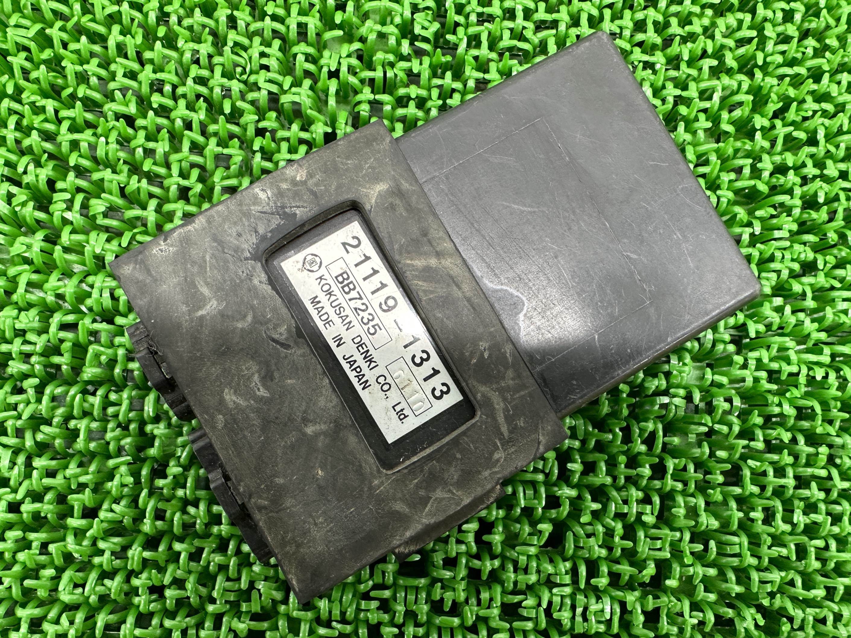 M1100EVO ECU ドゥカティ 純正 バイク 部品 エンジンコントロール