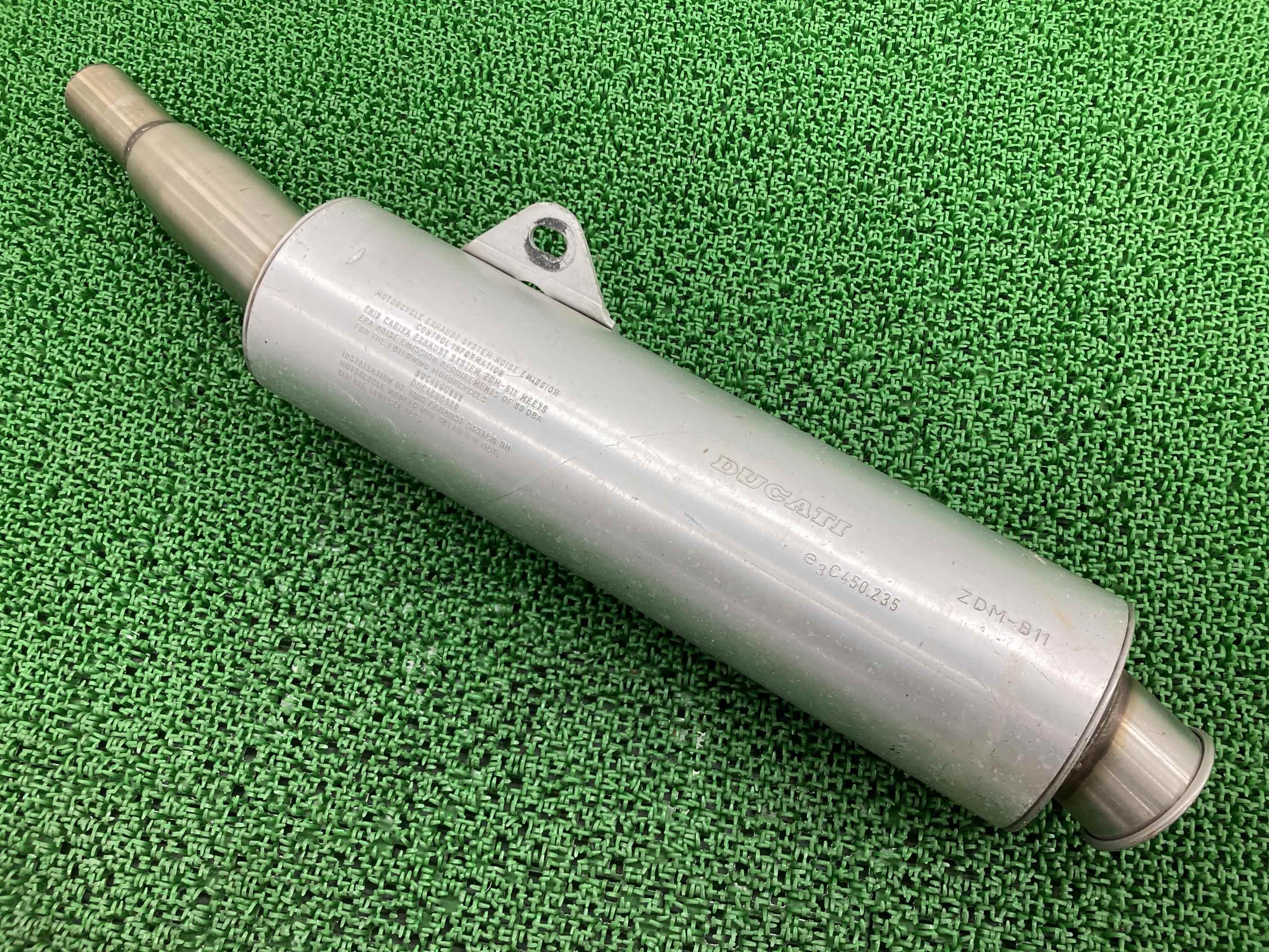 900SS サイレンサーマフラー 左 ドゥカティ 純正 バイク 部品 コケキズ無し 品薄 希少品 車検 Genuine 【中古】 91