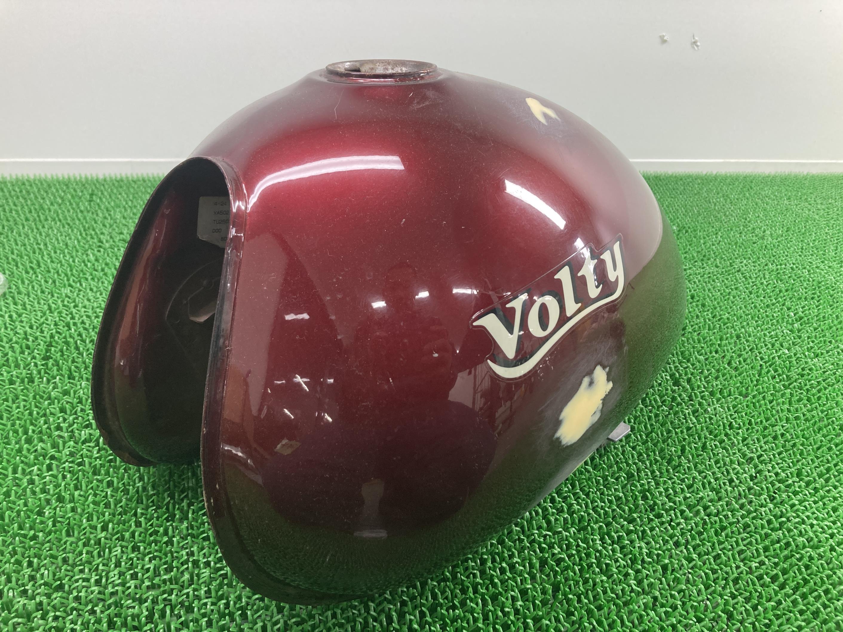 ボルティー タンク ワインM スズキ 純正 バイク 部品 NJ47A タイプC 修復素材に 品薄 希少品 車検 Genuine 【中古】 mR｜ティーエスパーツ　店 16,898円