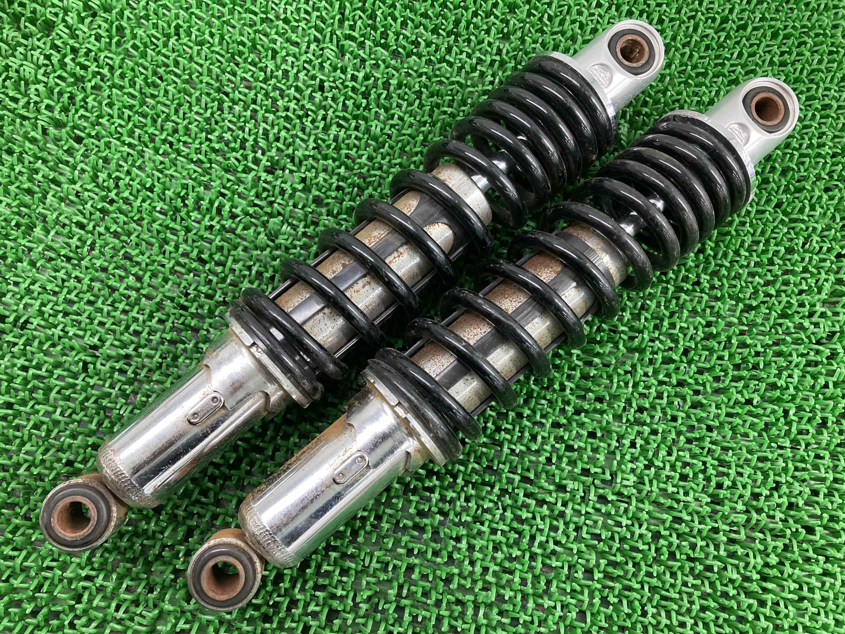VRSCF1250 リアサスペンション 左右 54617-09 5HD1HPHE5BC800*** ハーレー 純正 バイク 部品 2011年式外し V-RODマッスル 13インチ 修復素材に 曲がり無し 車検 Genuine 【中古】 tJ