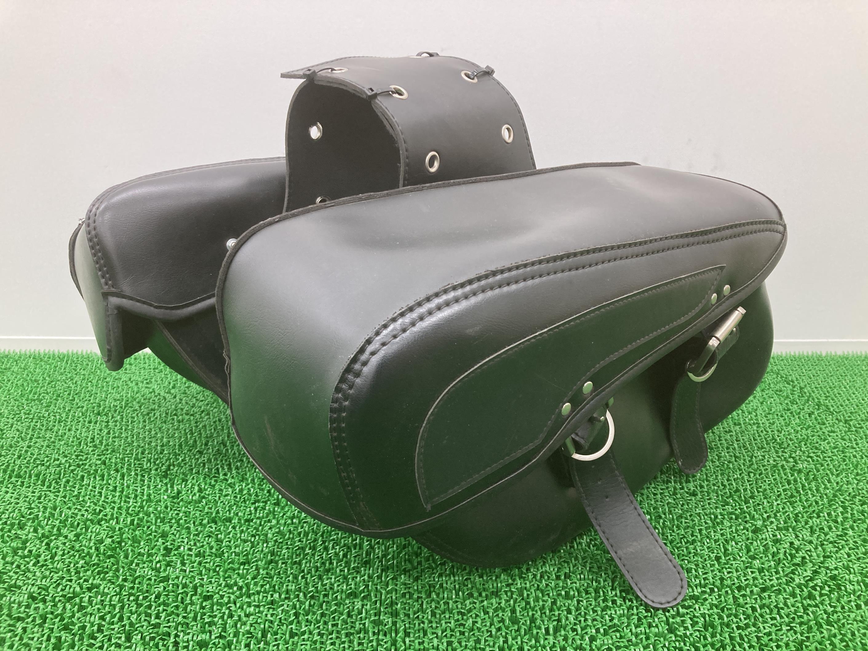INNOGLOW製サイドバッグ左右社外バイク部品ハーレーバルカンスティードドラッグスターなどに修復素材にドラッグスター400スティード400バルカン400ドラッグスター250ドラッグスター400クラシックシャドウ400XL883【中古】 92