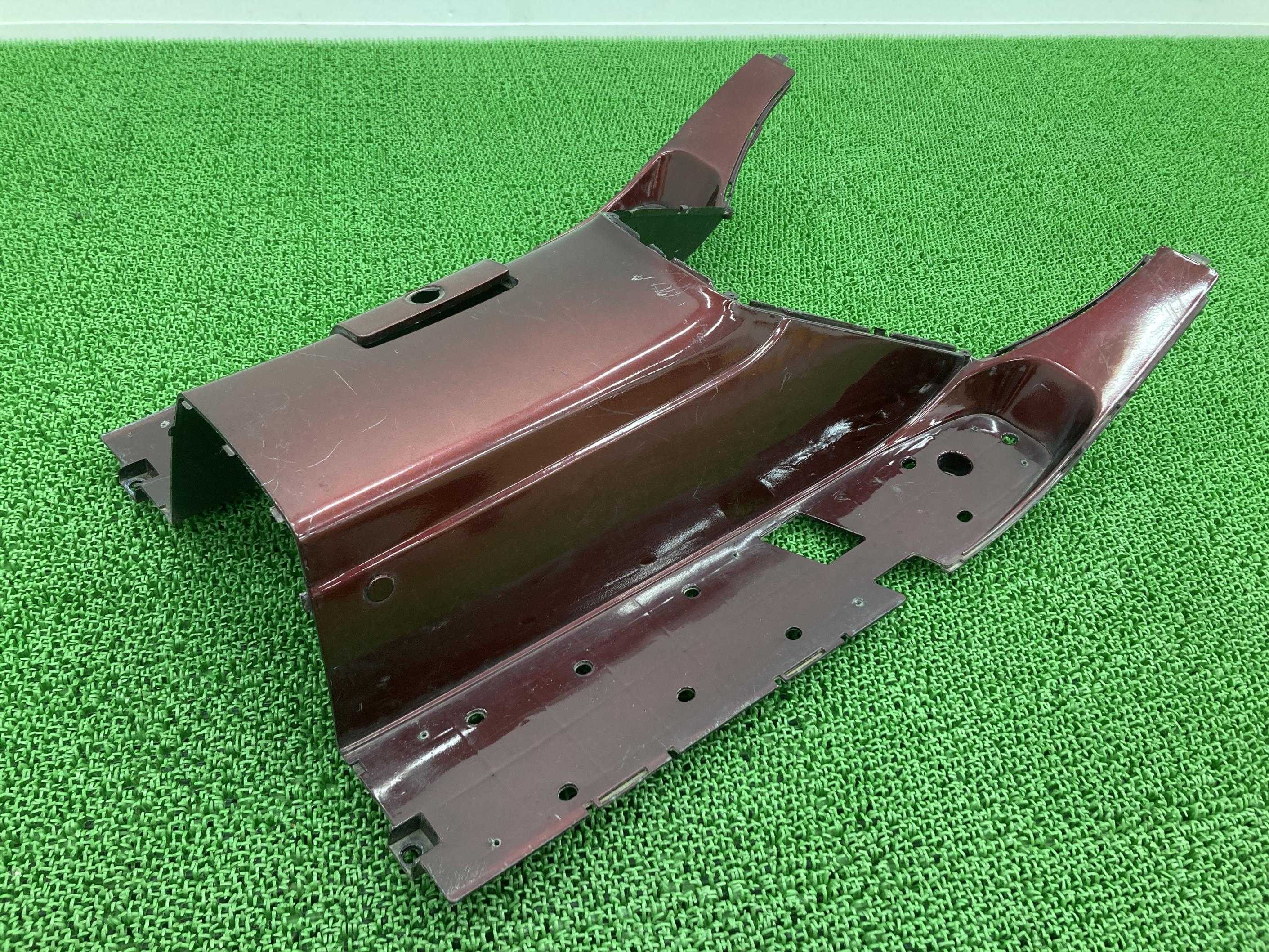 TARO製フュージョンインナーカウルワインM社外バイク部品MF02ステップカウル修復素材やカスタム素材に品薄希少品【中古】 17
