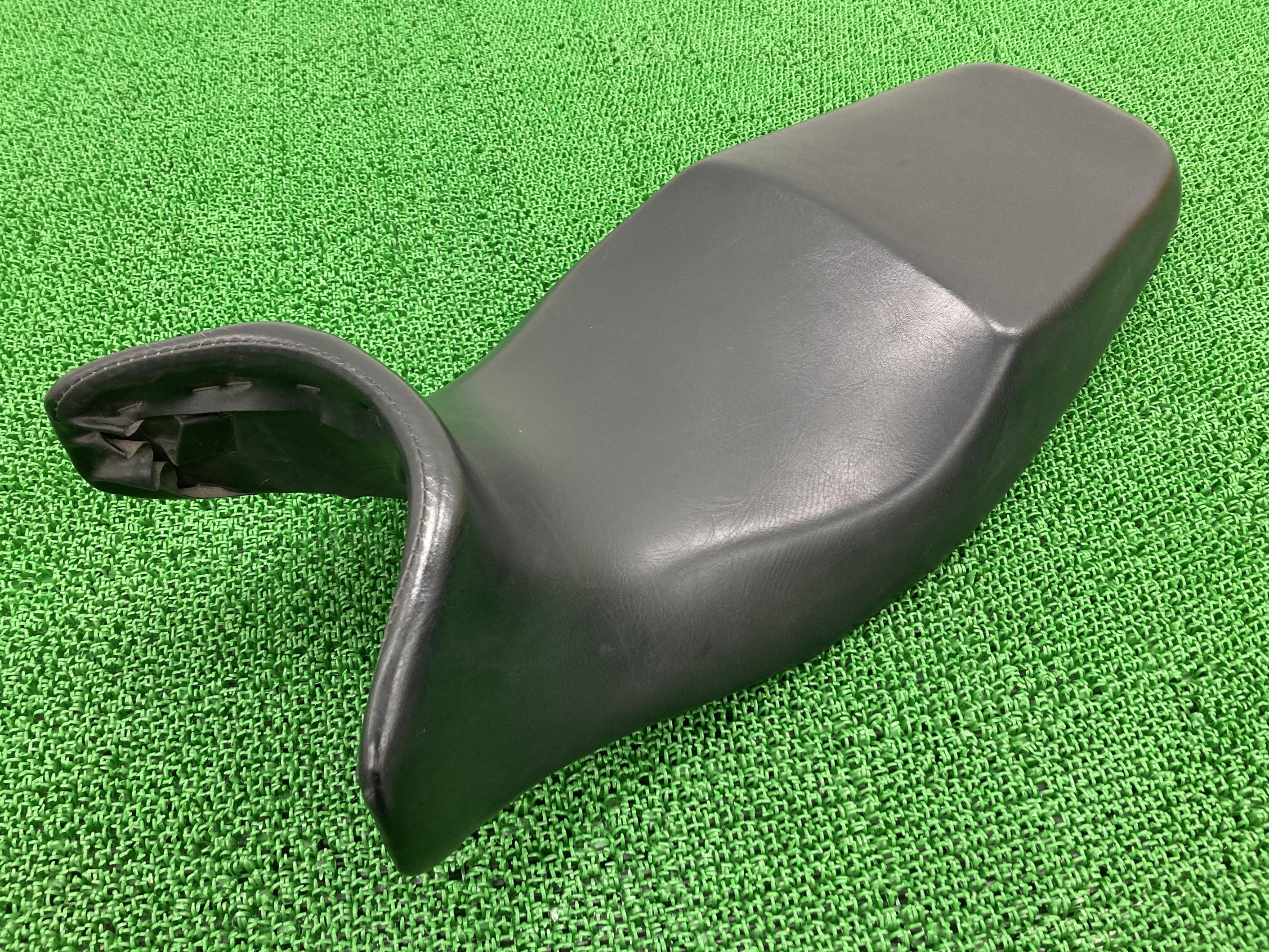 楽天市場】KAWASAKI カワサキ GPZ750F シート ZX750A【中古