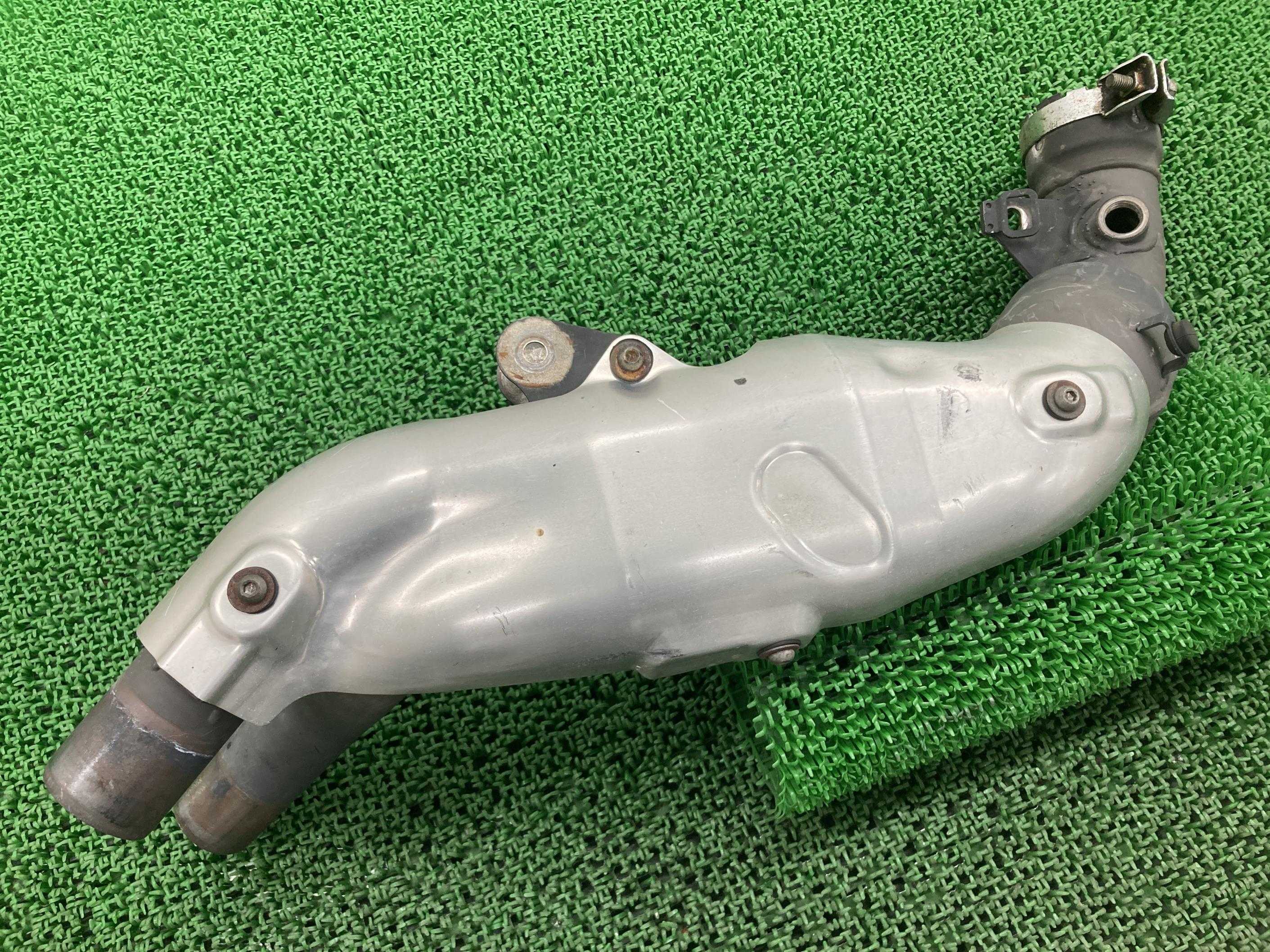 YZF-R1 エキパイマフラー ヤマハ 純正 バイク 部品 RN20 中間パイプ 07-08 コケキズ無し 品薄 車検 Genuine 【中古】 96｜ティーエスパーツ　店