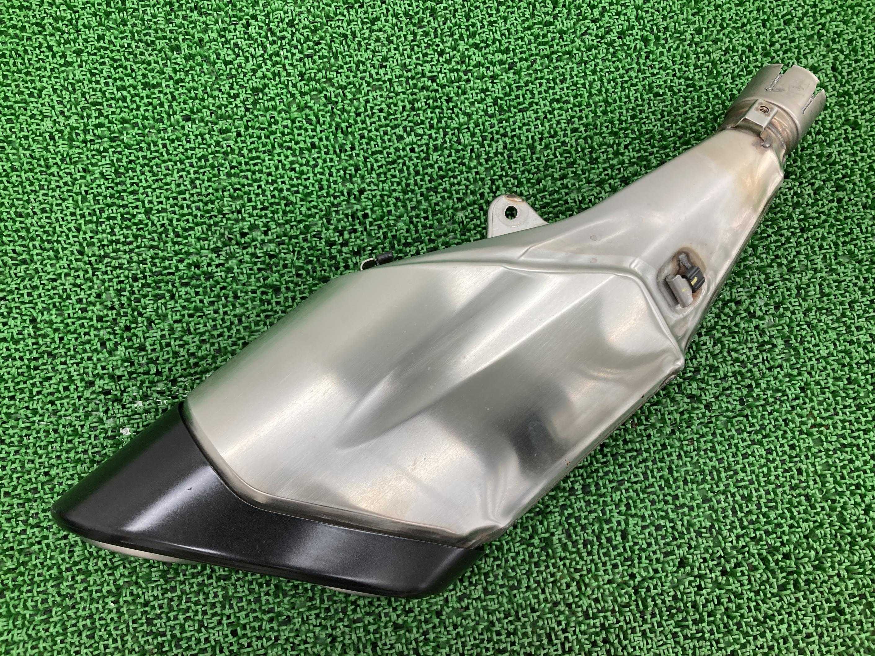 CB1000R サイレンサーマフラー ホンダ 純正 バイク 部品 SC80 コケキズ無し 品薄 希少品 車検 Genuine 【中古】 24