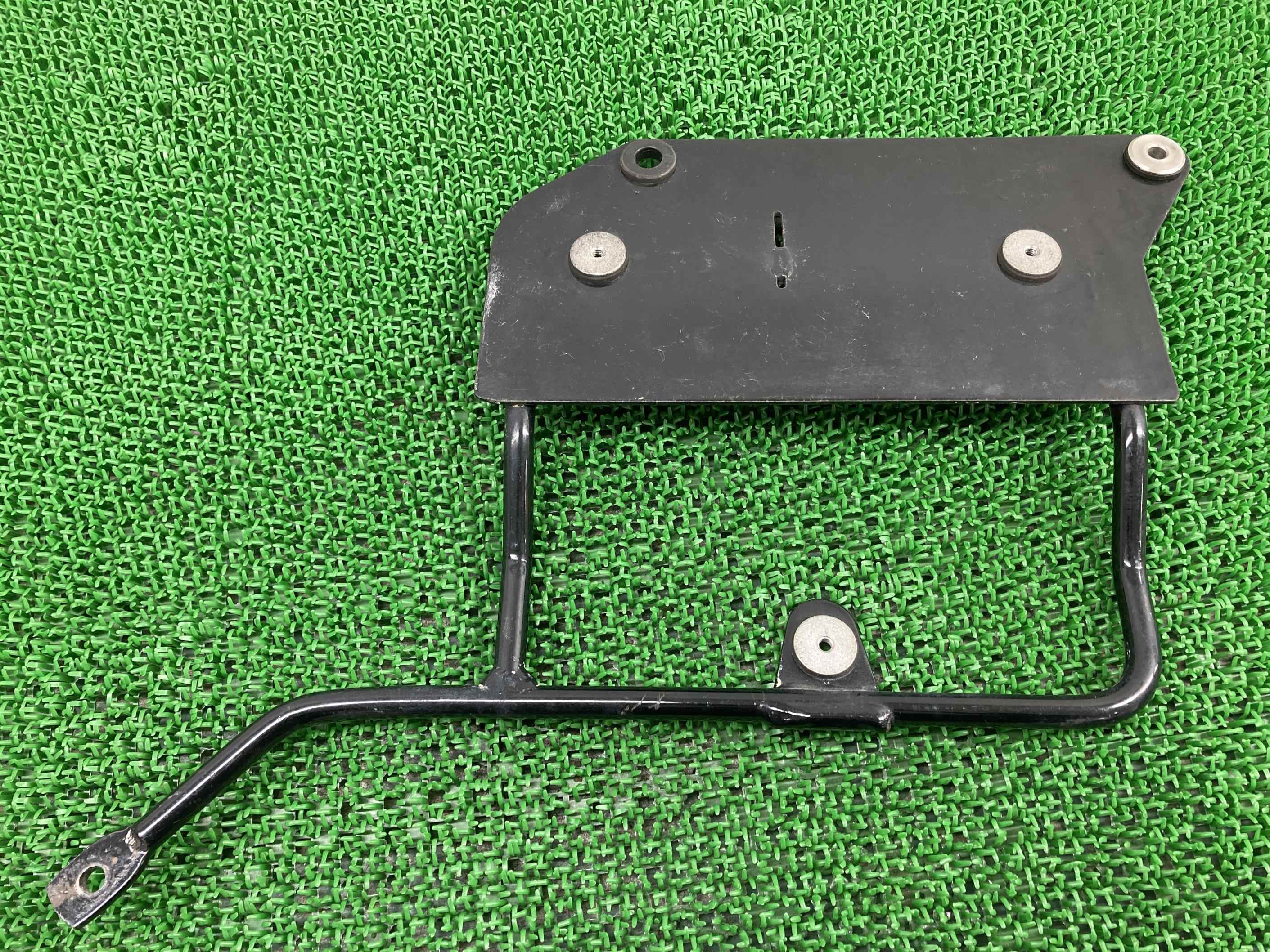 FLSTC1340サイドバッグステー右1HD1BJL41TY048***ハーレー純正バイク部品1996年式外しFLSTF1340ヘリテイジサドルバッグサポート車検Genuine【中古】 24｜ティーエスパーツ　店