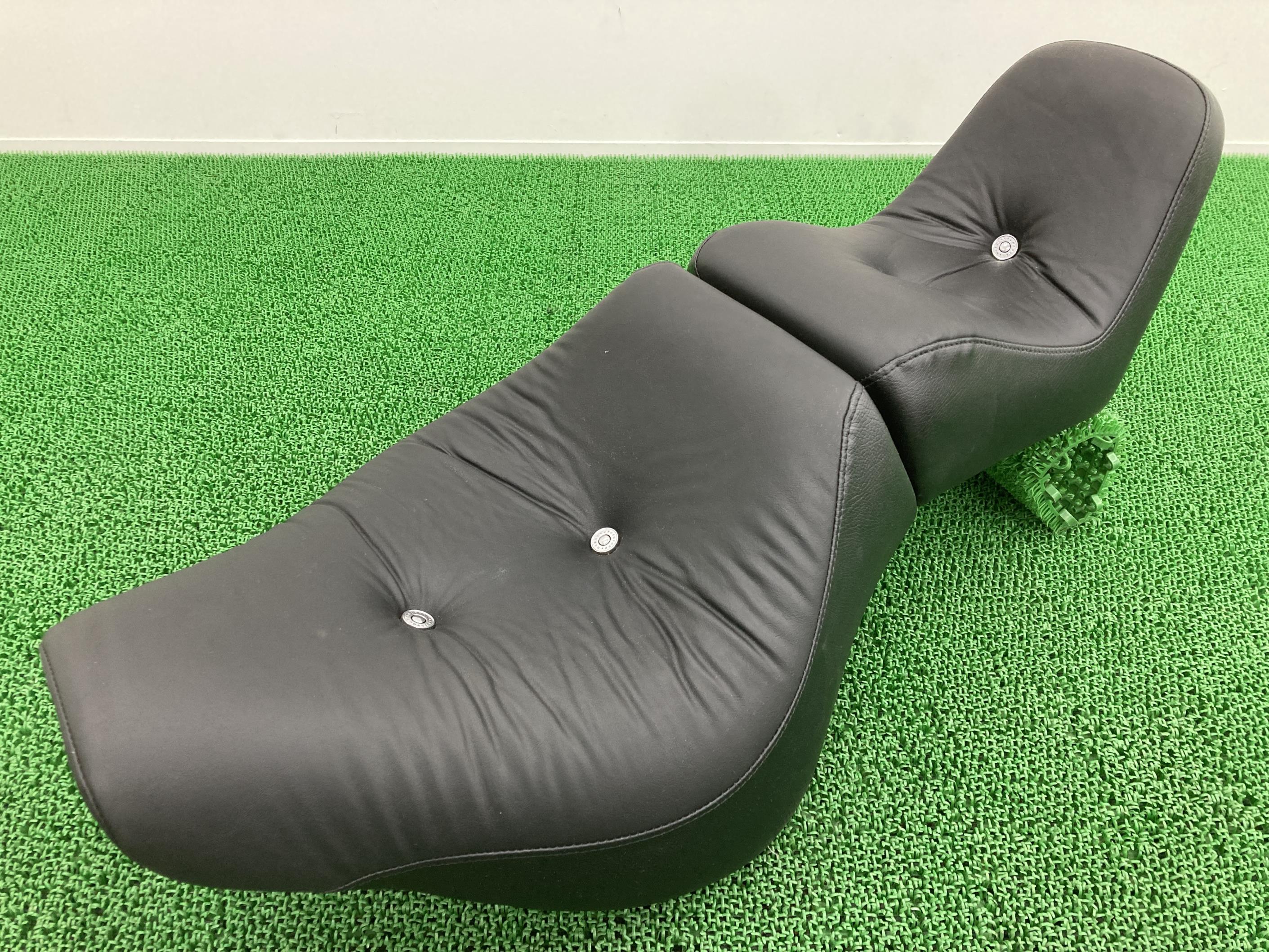 ハーレー FXSTC1580 ソフテイルカスタム キングアンドクイーンシート 楽天市場】FXSTC1580 シート ハーレー 純正 バイク 部品