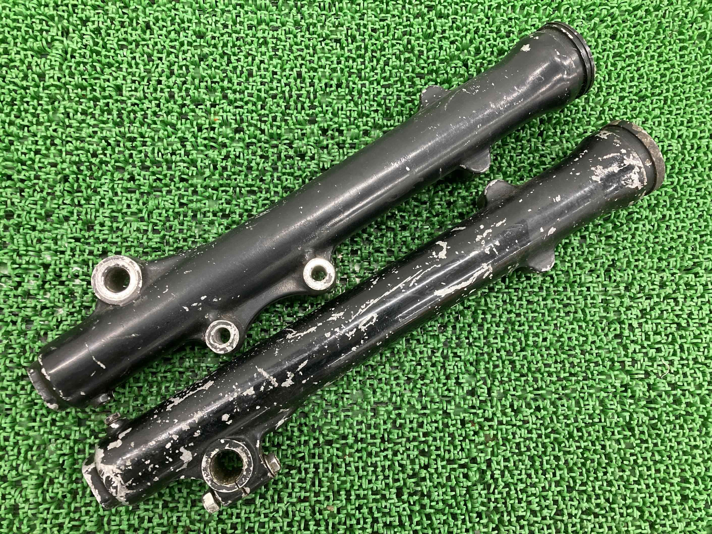 Z400FX アウターチューブ 左右 カワサキ 純正 バイク 部品 1983年式外し KZ400E-040*** 当時物 E4 昭和レトロ 車検 Genuine 【中古】 82