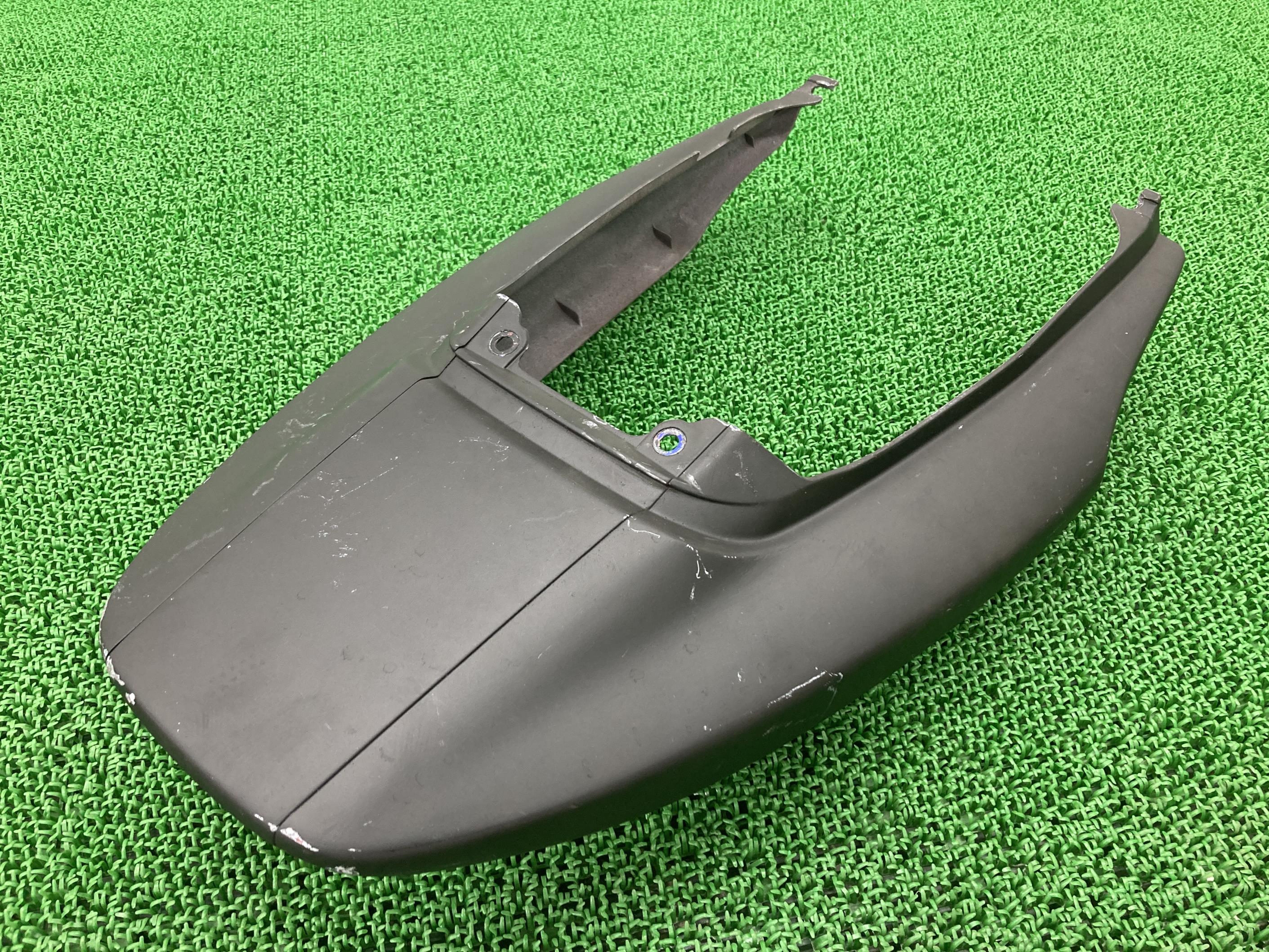 CB400sf nc39 純正テールカウル　新品未使用 ホンダ CB400SF テールカウル 赤/白/黒 MCE 純正 中古 バイク