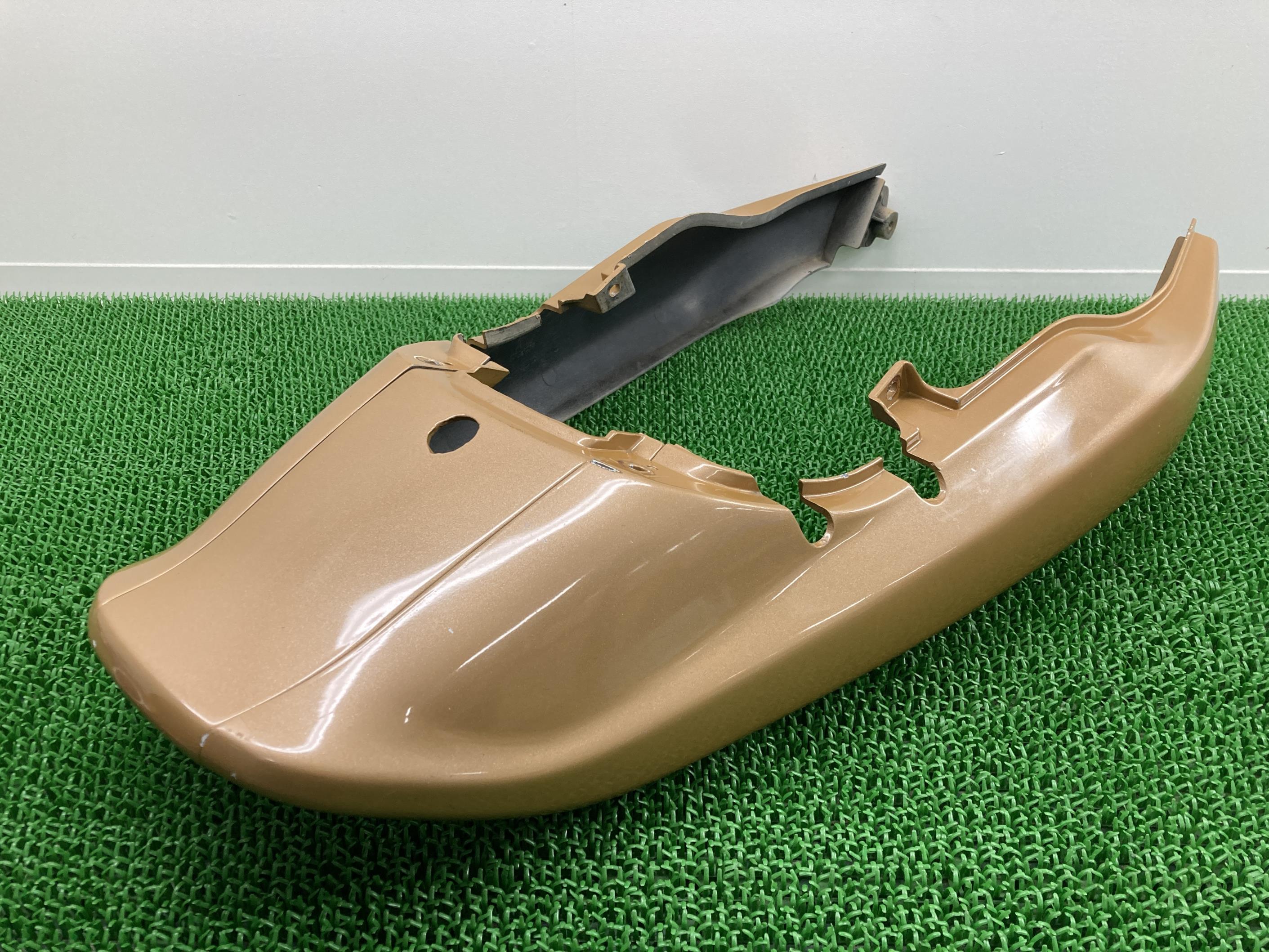 バリオス テールカウル カワサキ 純正 バイク 部品 ZR250A BALIUS シートカウル 修復素材に 品薄 車検 Genuine 【中古】 71