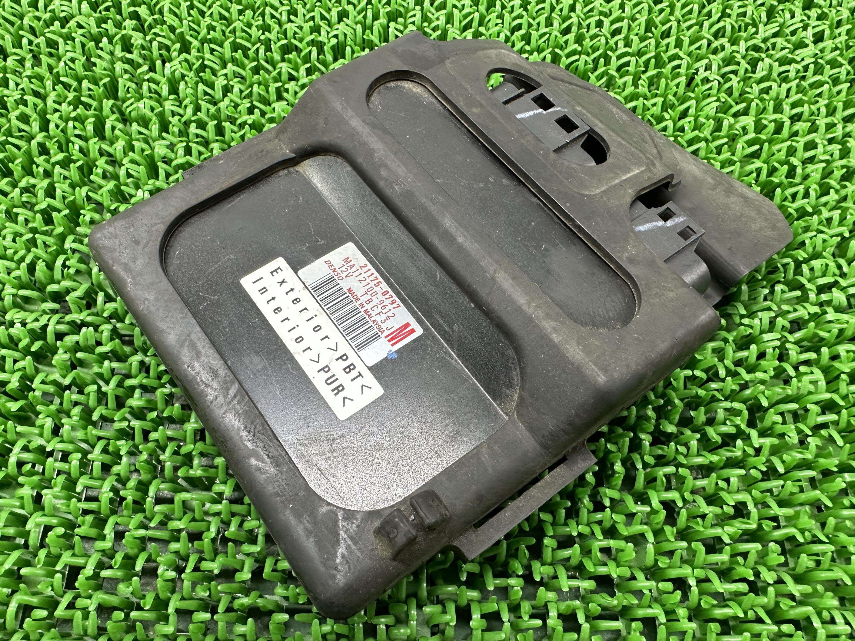 Ninja250 ECU カワサキ 純正 バイク 部品 EX250L マレーシア ECM コントロールユニット ニンジャ 車検 Genuine 【中古】 96｜ティーエスパーツ　店 9,086円