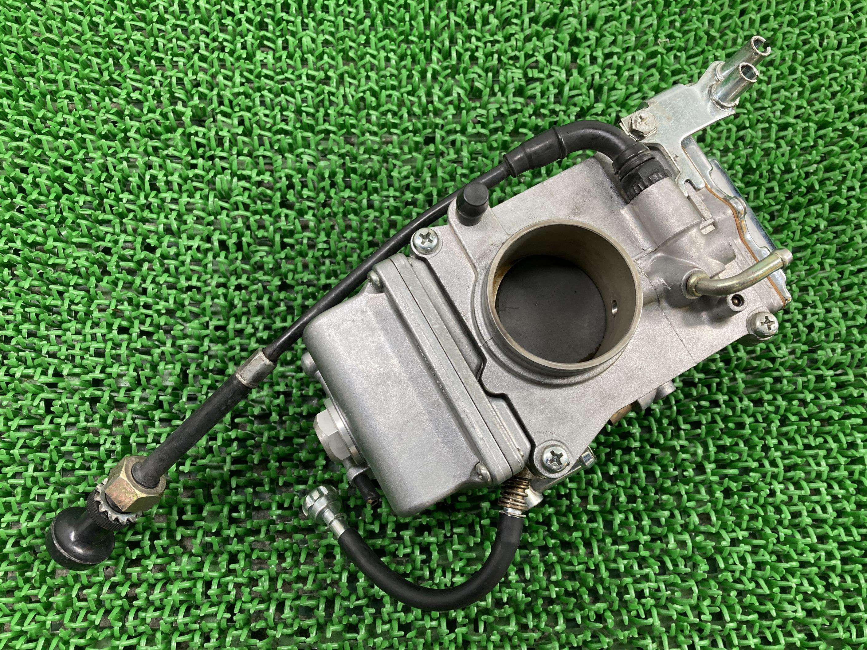 ソフテイル キャブレター 社外 バイク 部品 HSR42 ハーレー FLST FXST EVO 【中古】 33
