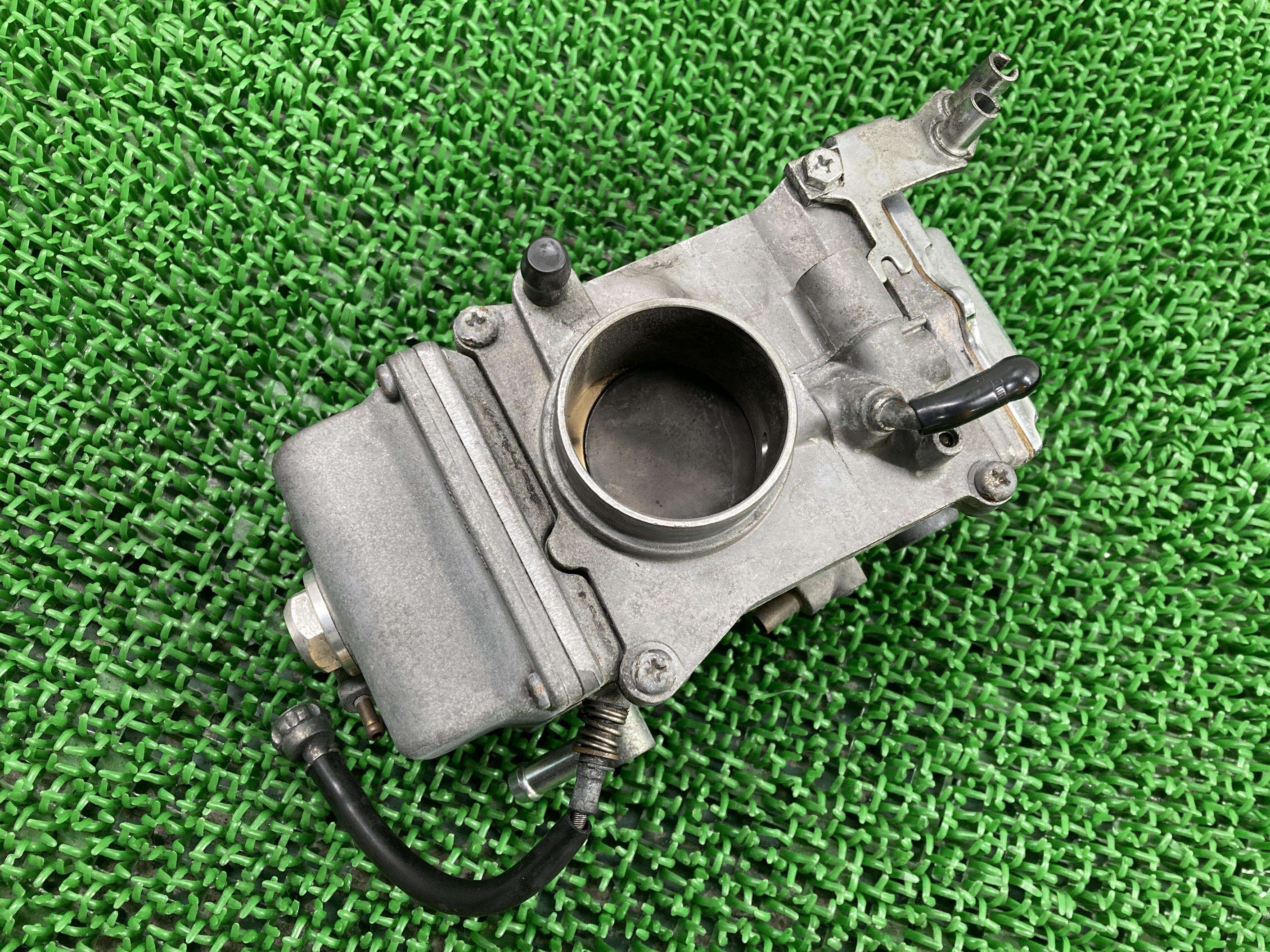 ソフテイル キャブレター 社外 バイク 部品 HSR42 ハーレー FLST FXST EVO 【中古】 32