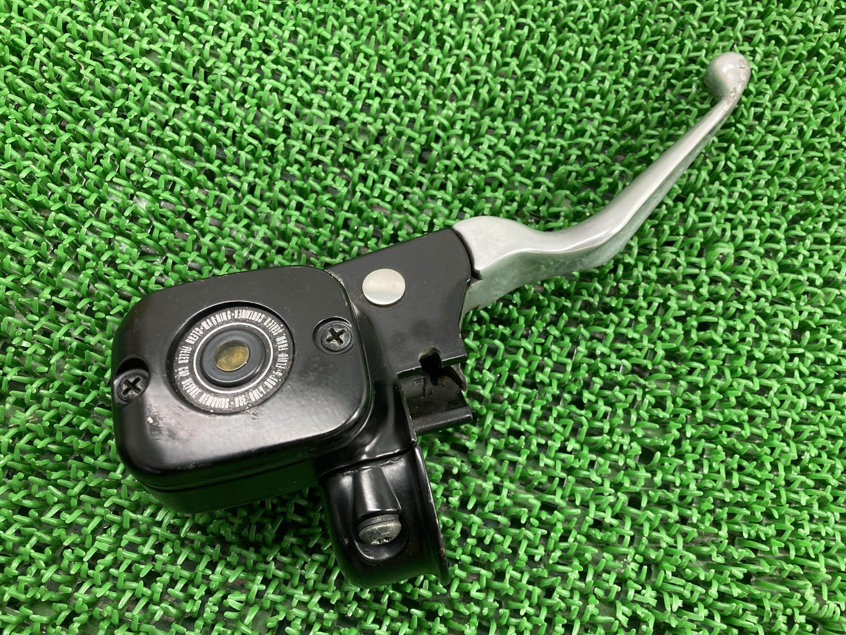 ソフテイルフロントブレーキマスターハーレー純正バイク部品916インチFLSTFXSTEVO車検Genuine【中古】 13｜ティーエスパーツ　店