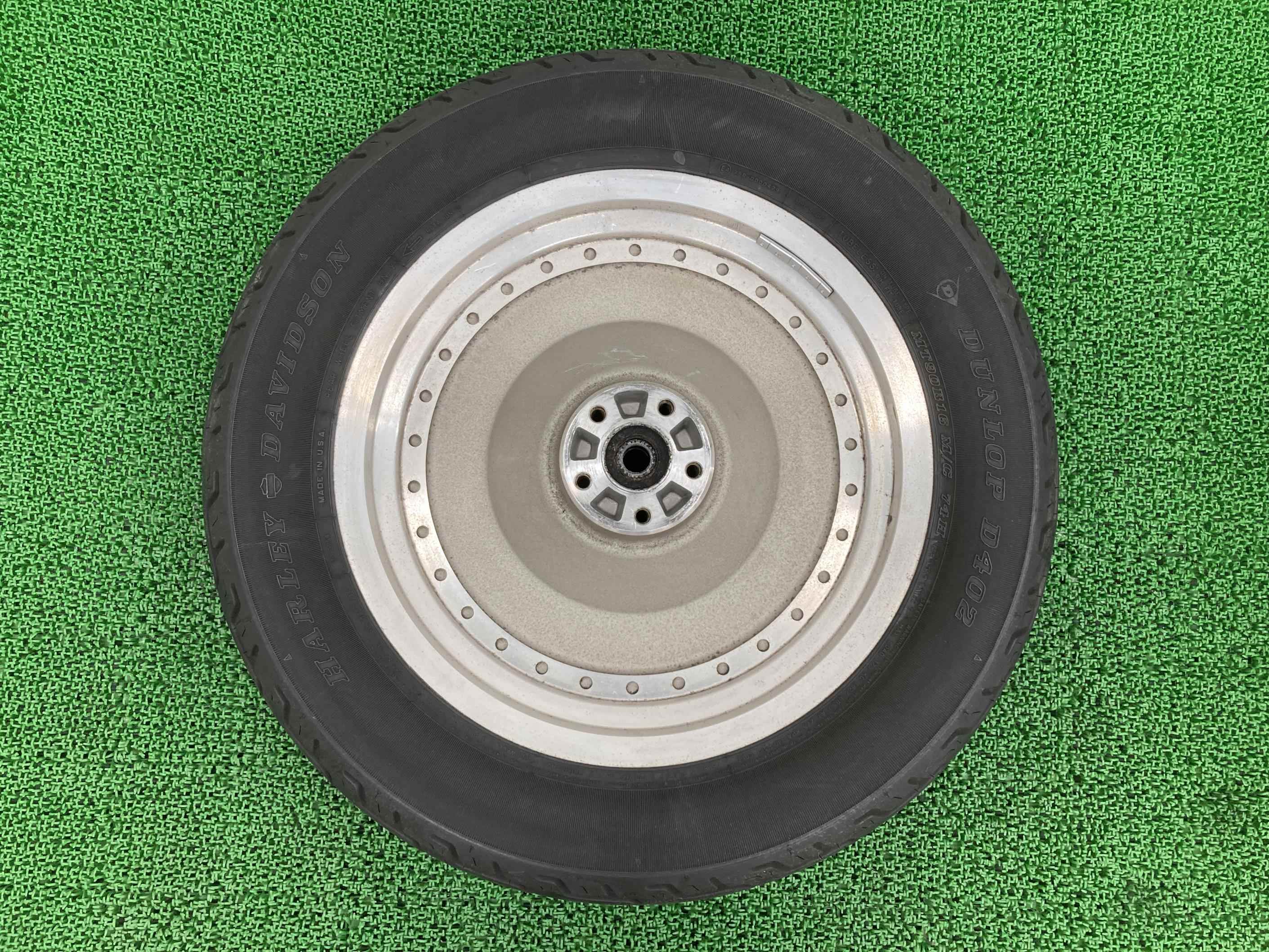 FLSTF1340リアホイールハーレー純正バイク部品16x3.00ソフテイルファットボーイエボディッシュホイール車検Genuine【中古】 92