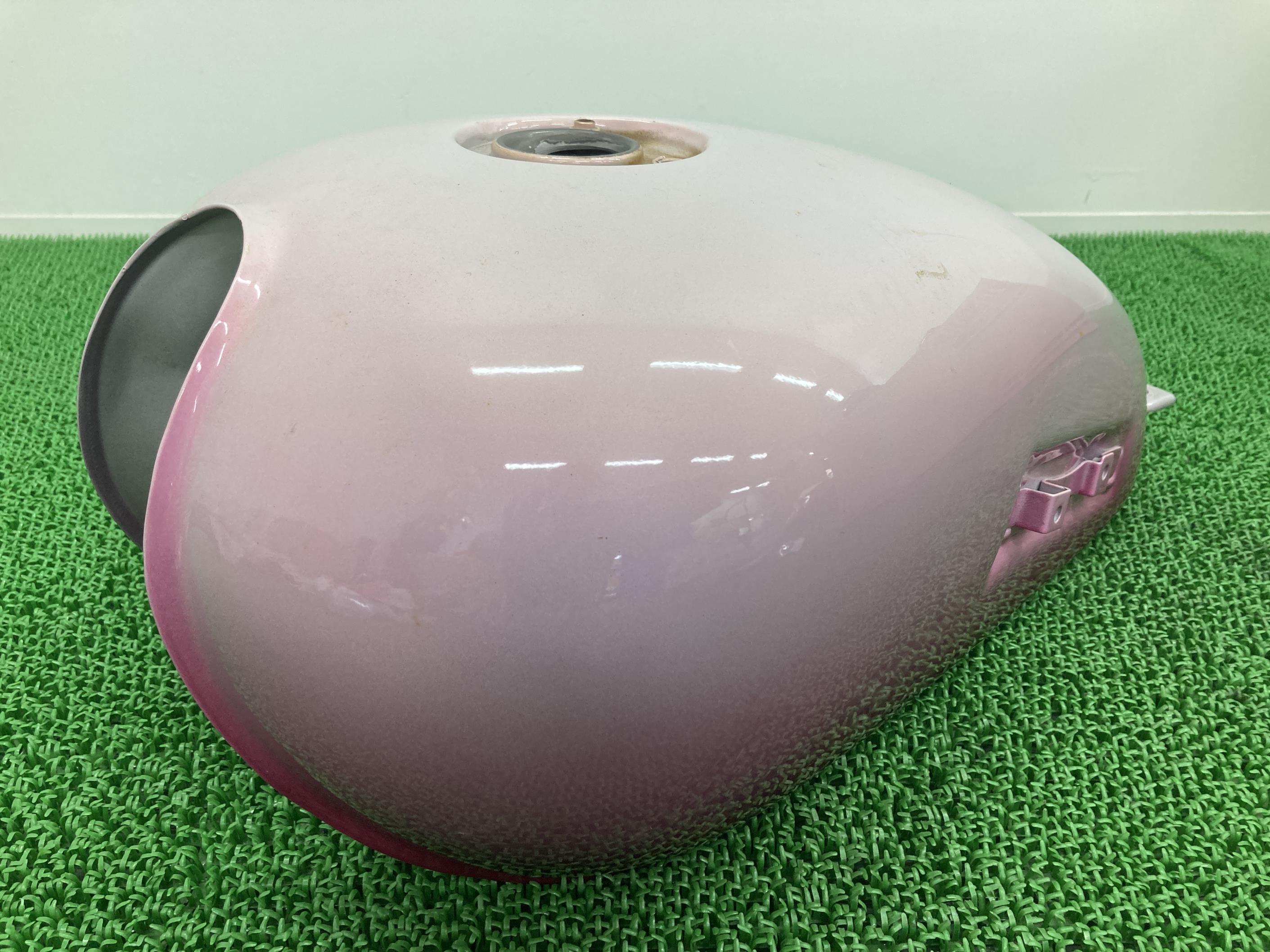 楽天市場】W800 タンク 赤M カワサキ 純正 バイク 部品 EJ800E