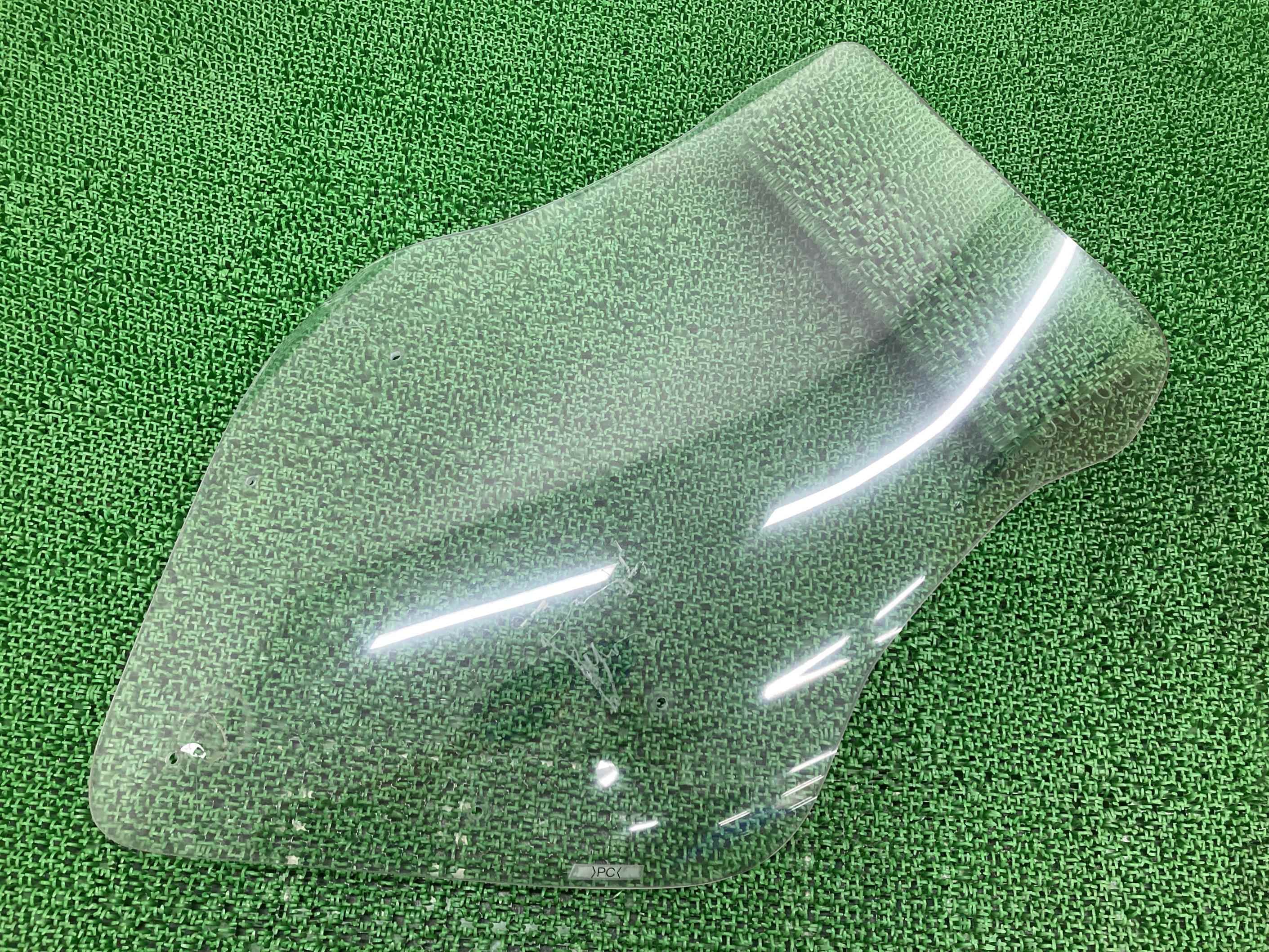 マジェスティスクリーンヤマハ純正バイク部品SG20Jワイズギアロングスクリーンウインドシールドペイント素材にコケキズ無し車検Genuine【中古】 68