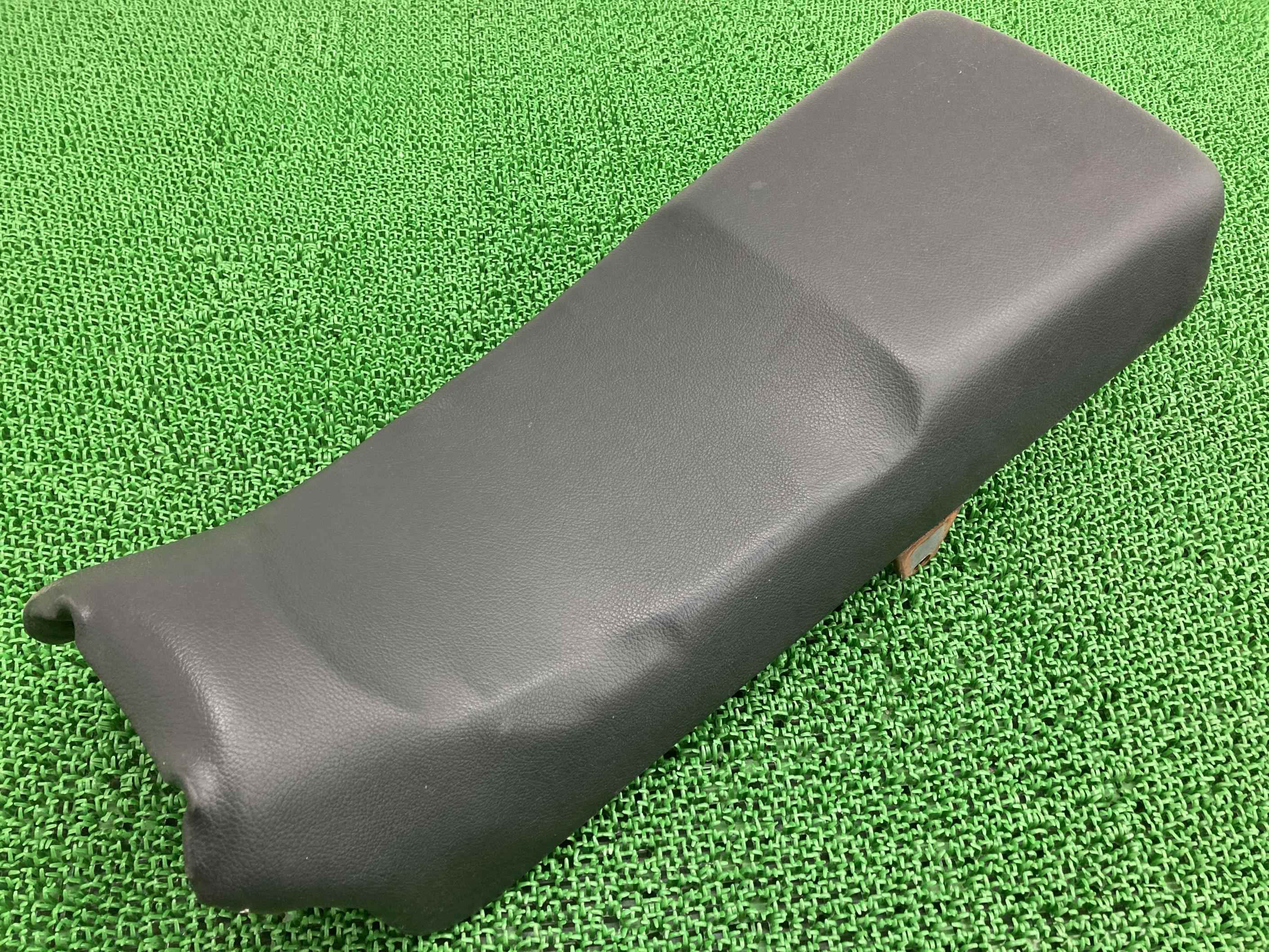 ジェベル200 シート スズキ 純正 バイク 部品 SH 張り替え済み アンコ抜き カスタム素材に 破れ無し 車検 Genuine 【中古】 25｜ティーエスパーツ　店