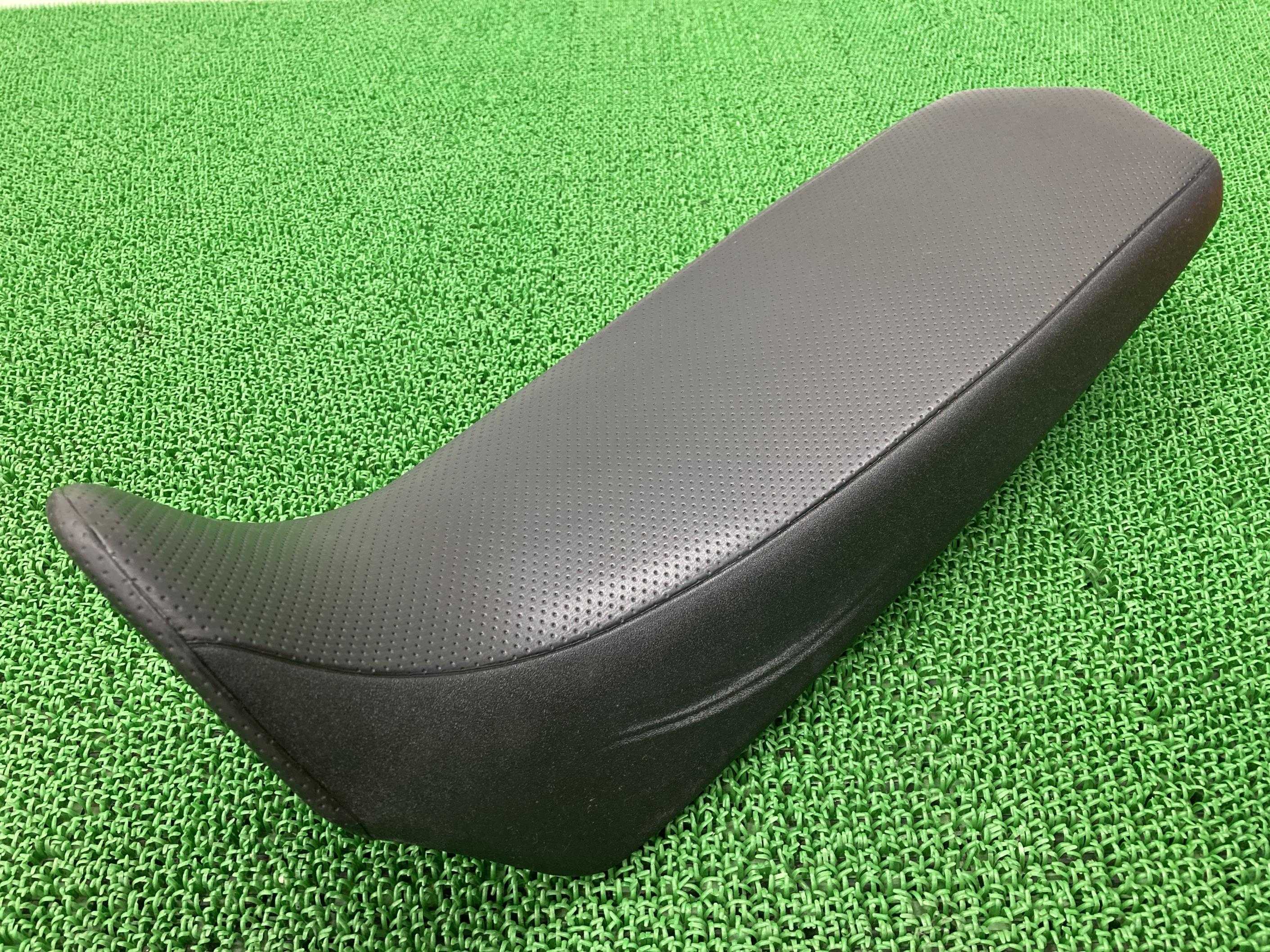 セロー250 シート ヤマハ 純正 バイク 部品 DG11J DG17J DG31J XT250 SEROW250 車検 Genuine 【中古】 37|ティーエスパーツ 店