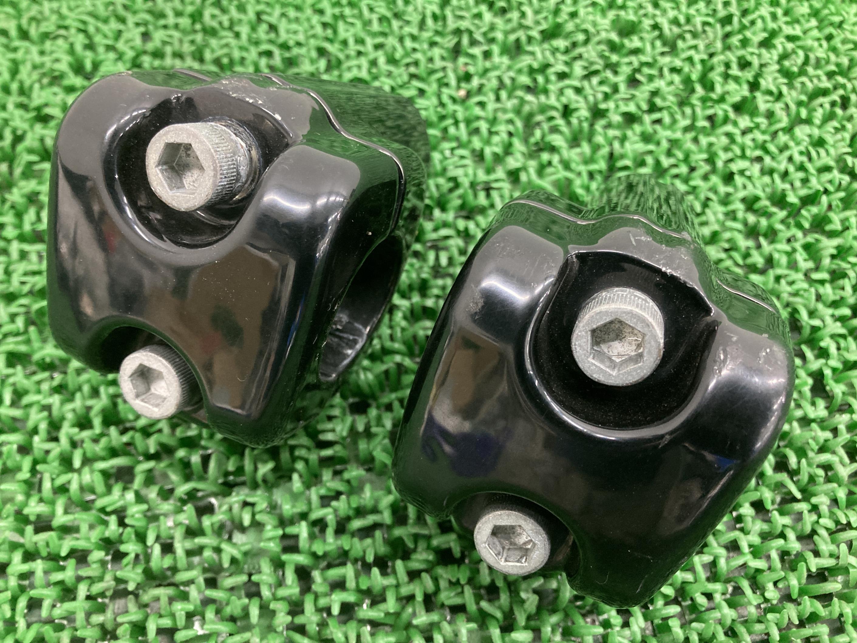 FLSTFBS1800ハンドルポスト左右ハーレー純正バイク部品ソフテイルファットボーイS1.25インチクランプ曲がり無し車検Genuine【中古】 30｜ティーエスパーツ　店